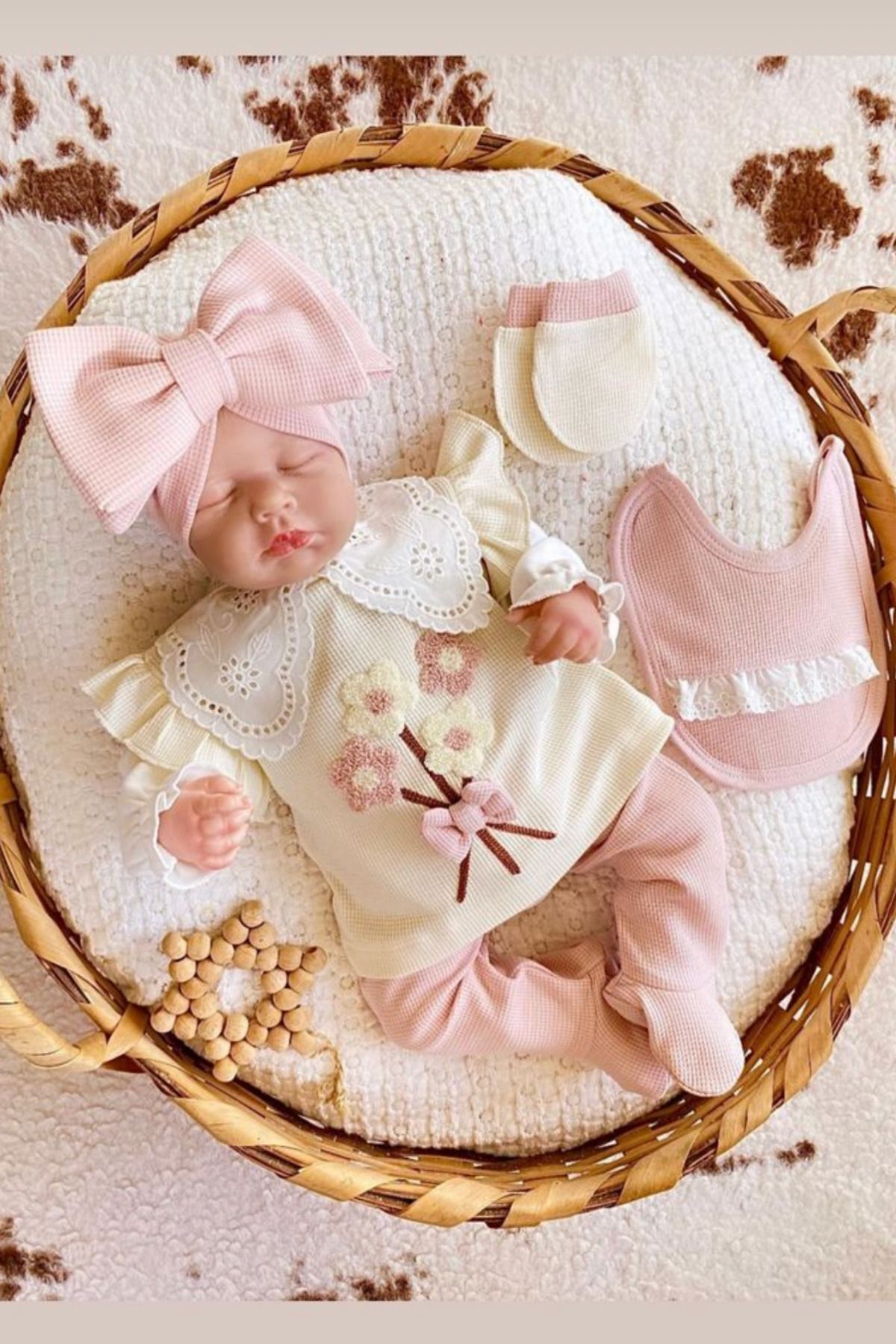 Cherub Baby Fisto Yakalı Süzene Çiçek Demeti %100 Pamuk Yenidoğan Kız Bebek 10 Parça Hastane Çıkışı Zıbın Seti fotoğrafı 2 (önizleme)