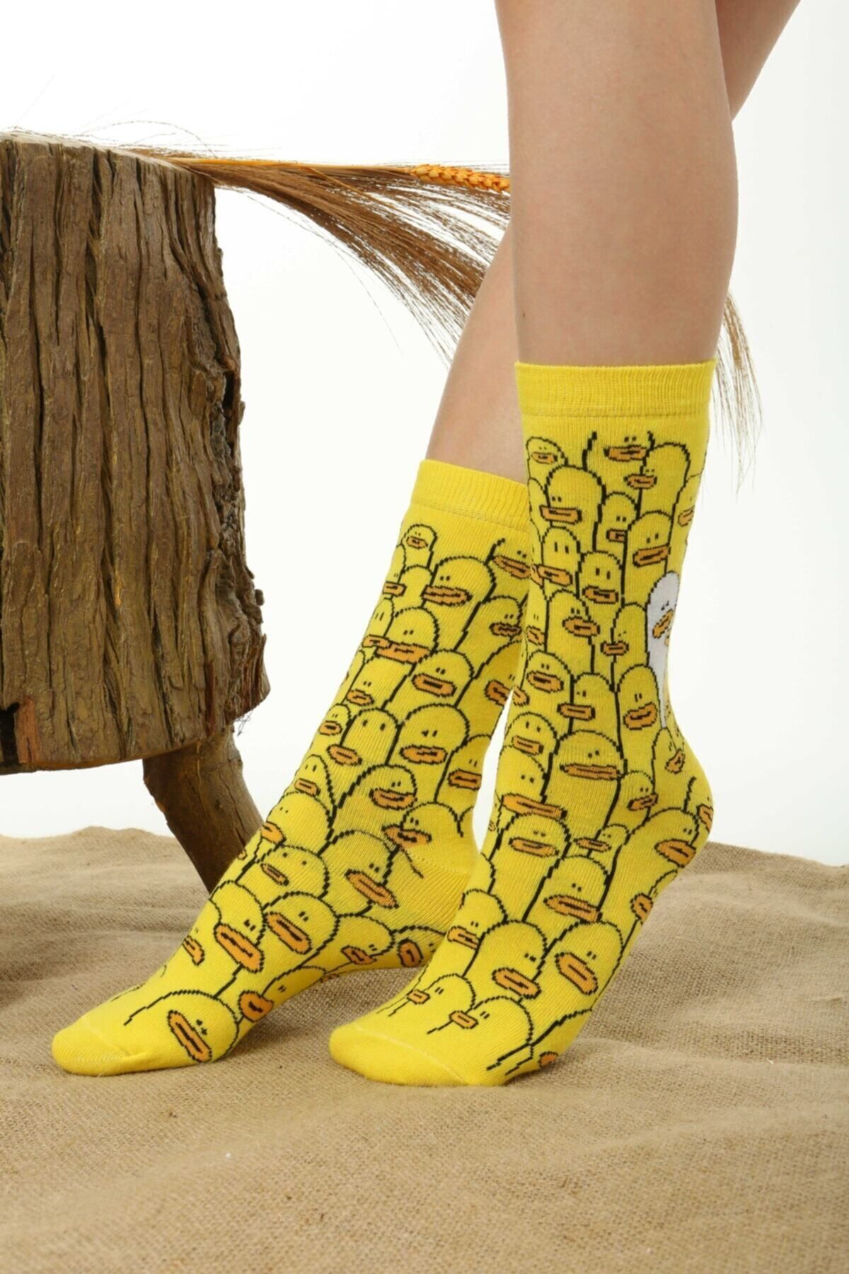 Socks Tunnel-Colorful Yellow Socks with Duck Pattern 3
