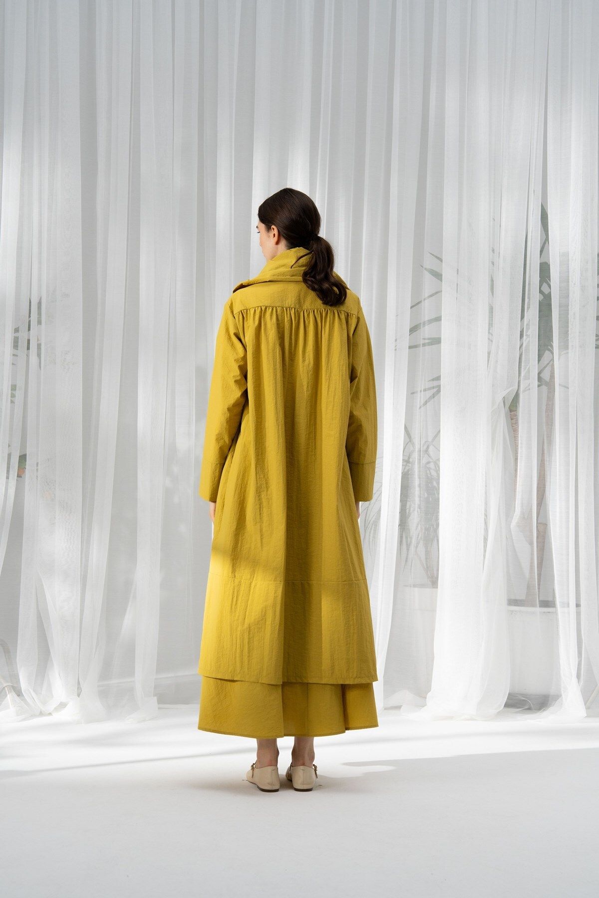 QANU-Yellow Loose Fit - Gathered Raincoat 3