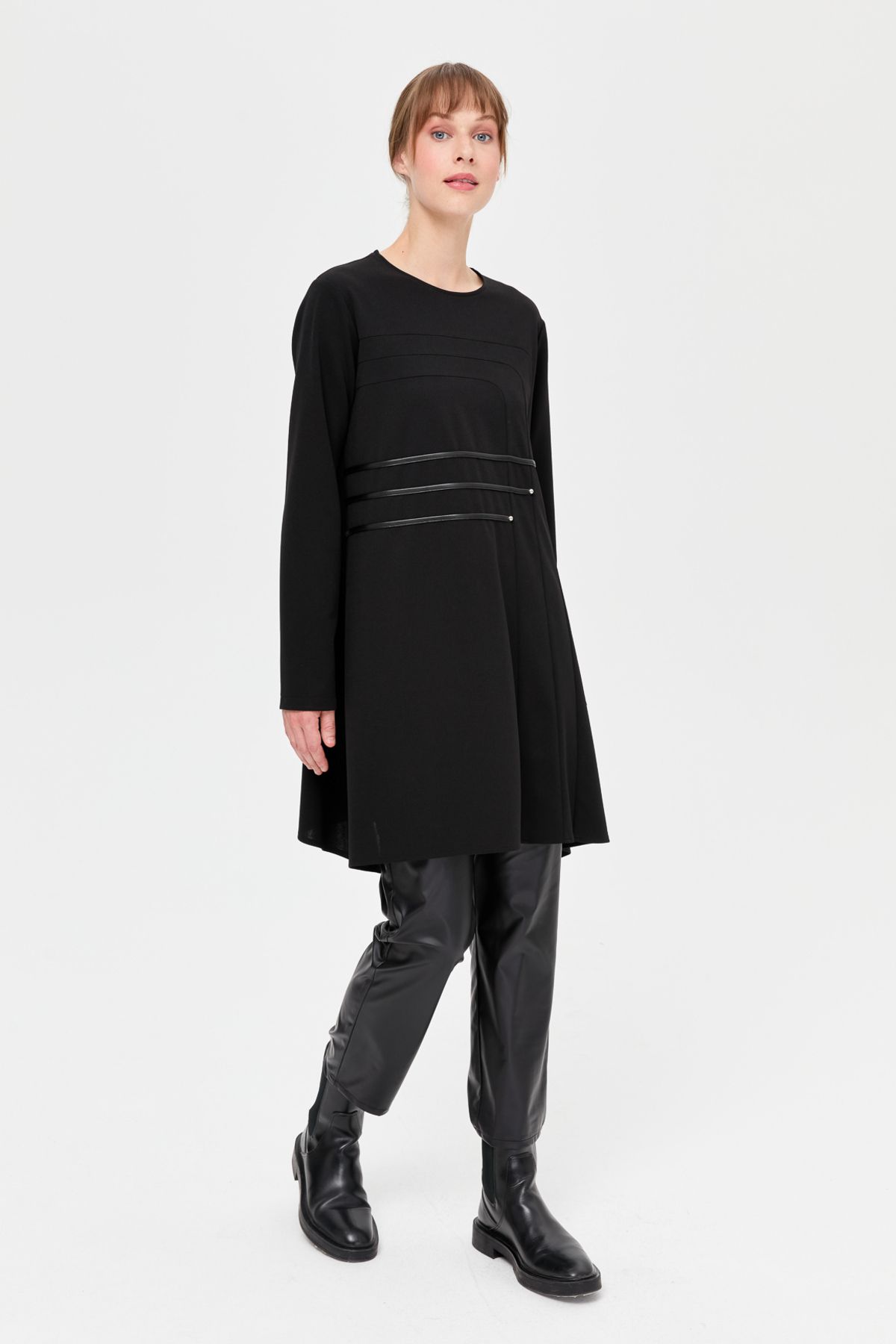 Esswaap-Black Leather Tunic - Piping Detail 2