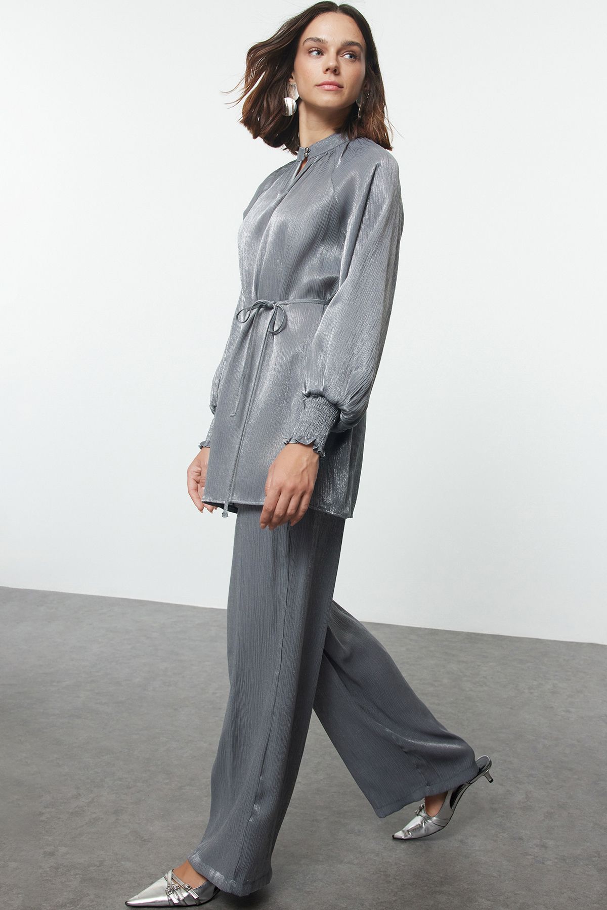 Trendyol Modest Zestaw Góra I Dół Z Satynowego Tkanego Paska W Kolorze Antracytowym - Tctss24us00080 Kobieta - 40