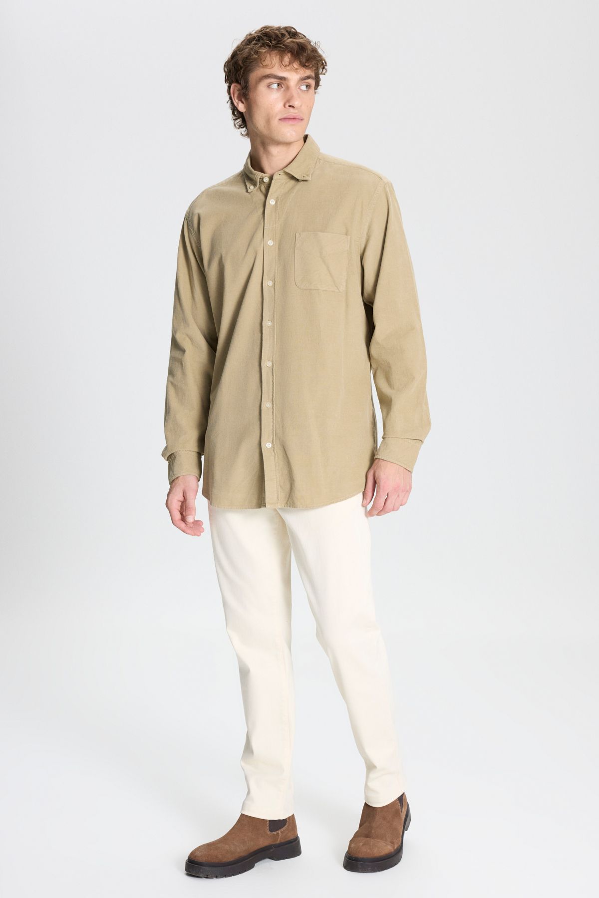 complete the look image