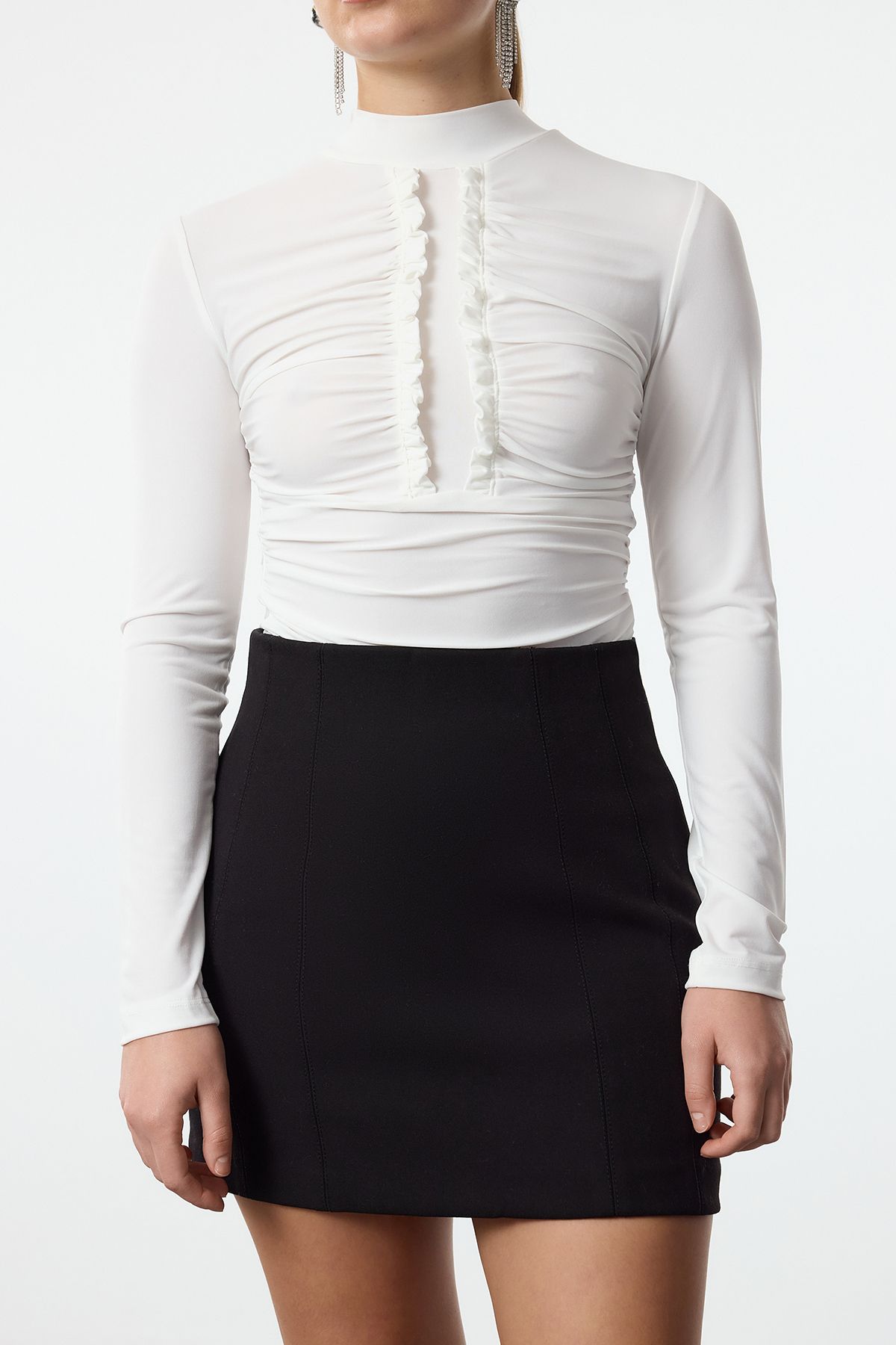 Trendyol Collection-Ecru Ruffle Detailed Snap Fastener Knitted Body Tpraw25Bd00003 3