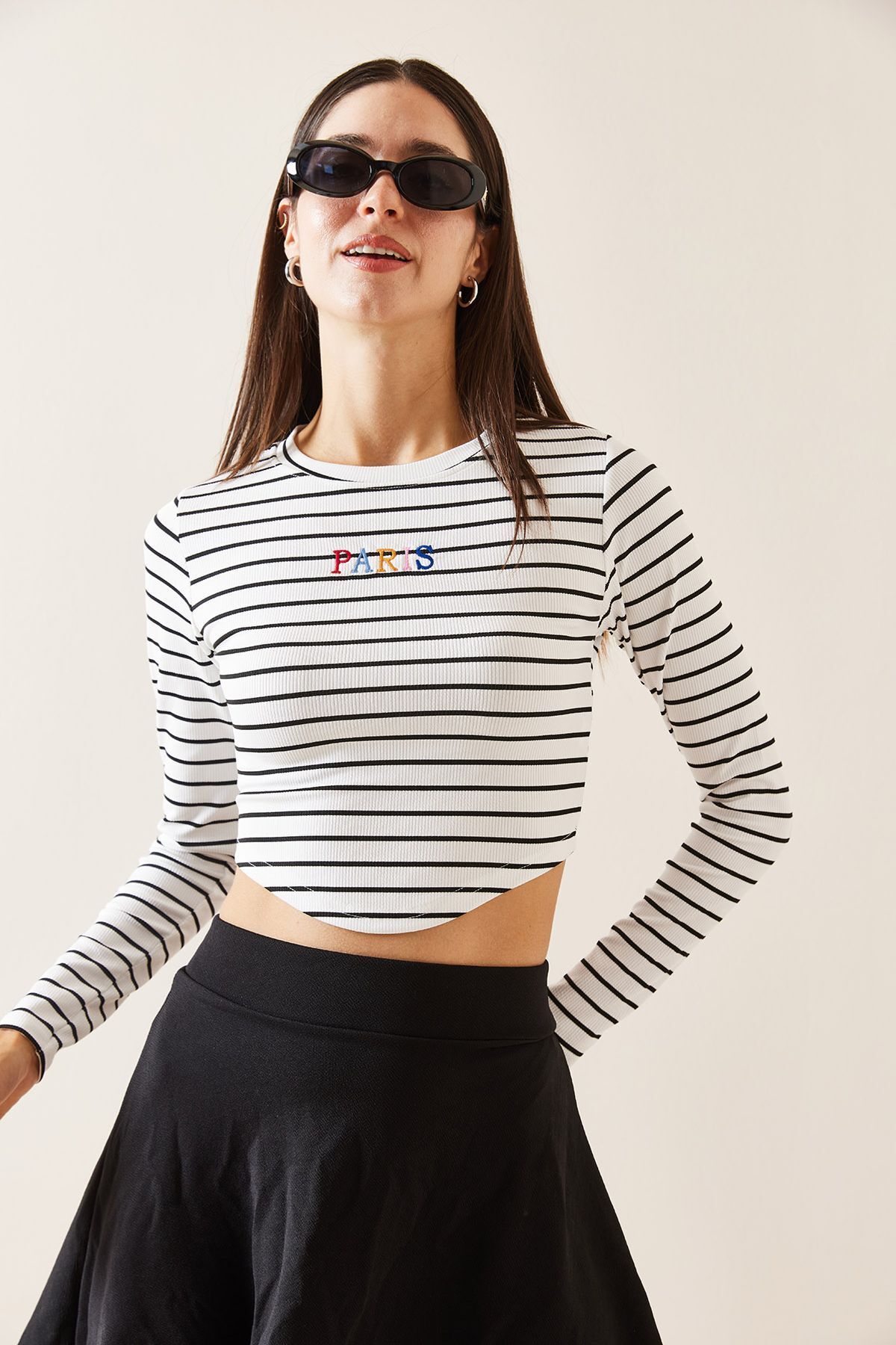 XHAN-White Crew Neck Striped Crop Blouse 5Yxk2-48930-01 4