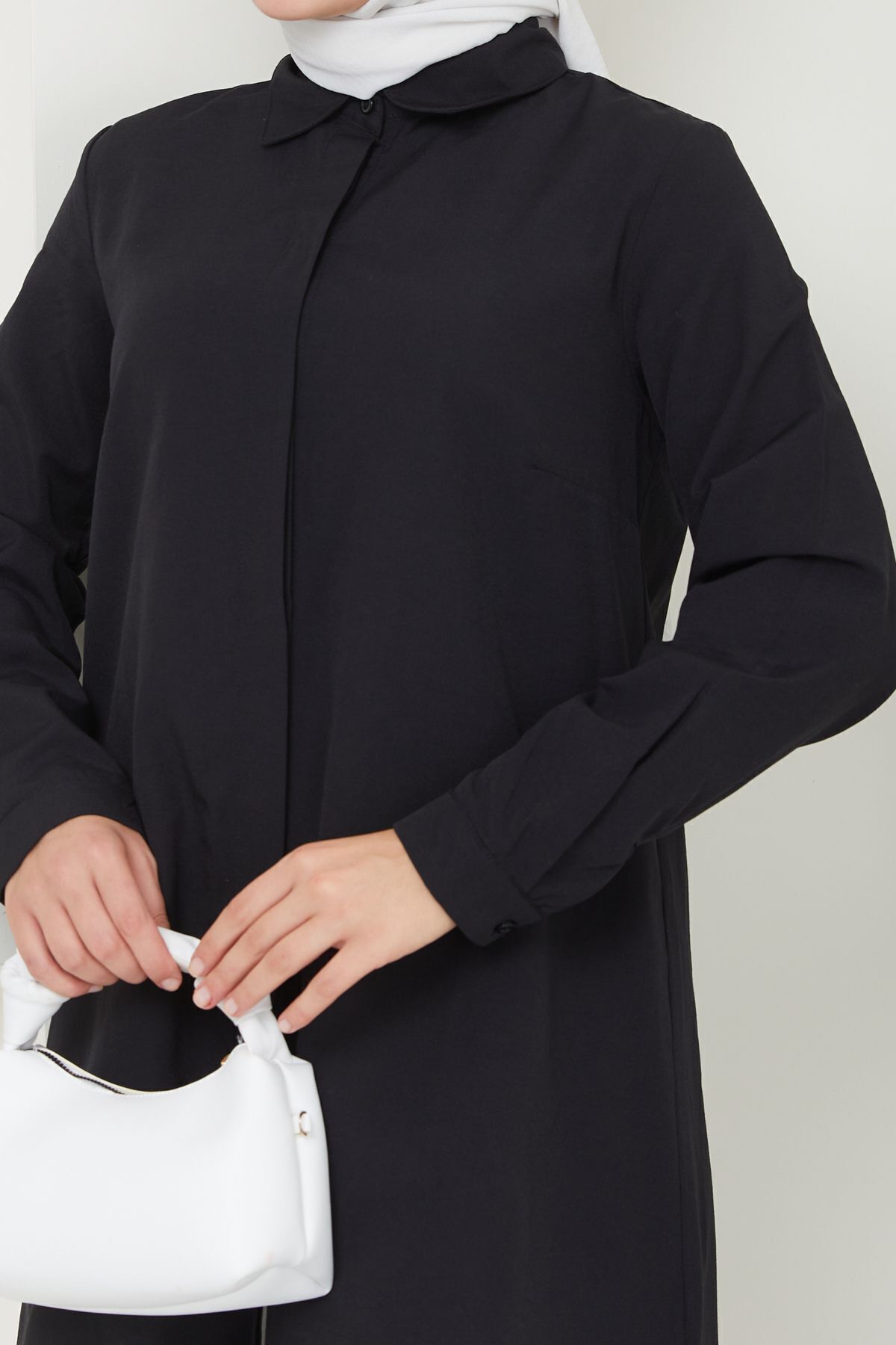 https://cdn.dsmcdn.com/ty1538/product/media/images/ty1536/prod/QC/20240912/11/f4739572-5017-3671-b4a4-db76969c1982/1_org_zoom.jpg
