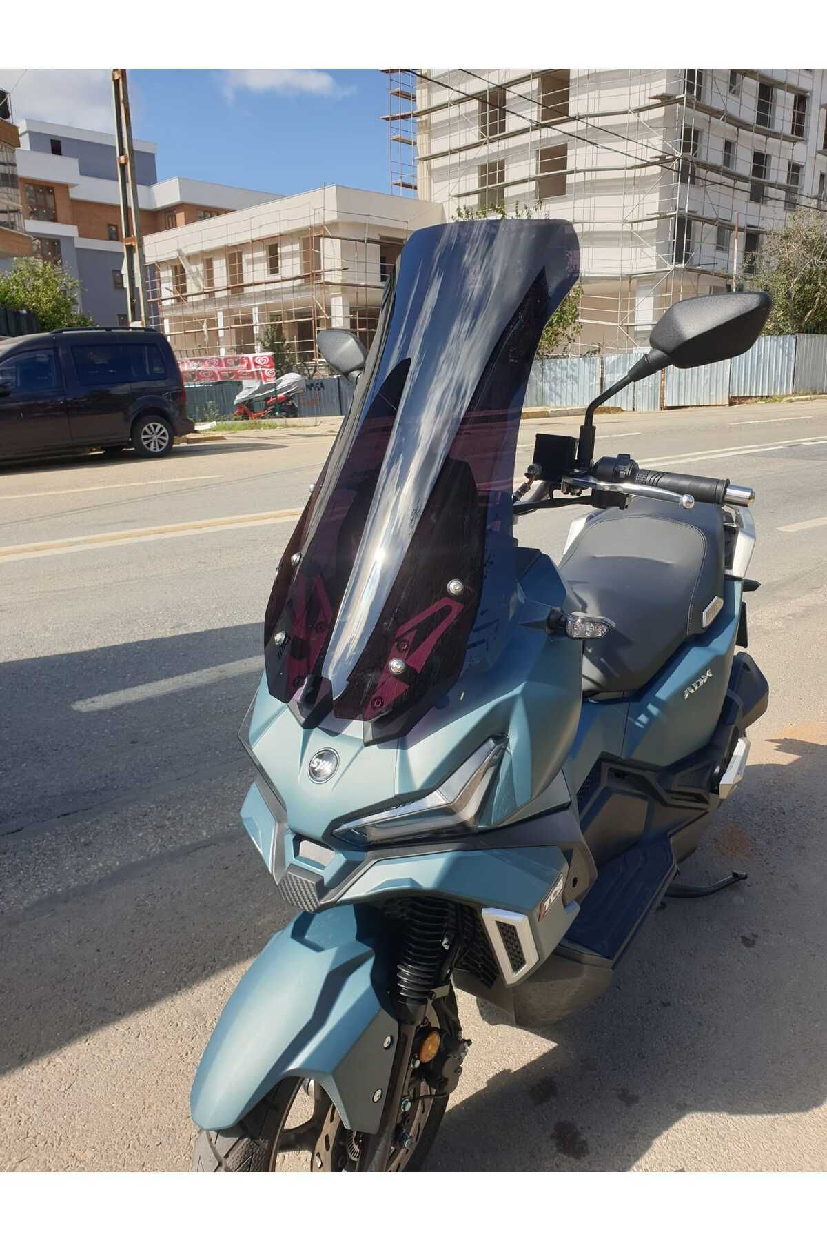 SYM Adx 125 Siperlik Ön Cam 2023-2025 Model 62cm Siyah Renkli 4mm UZUN CAM