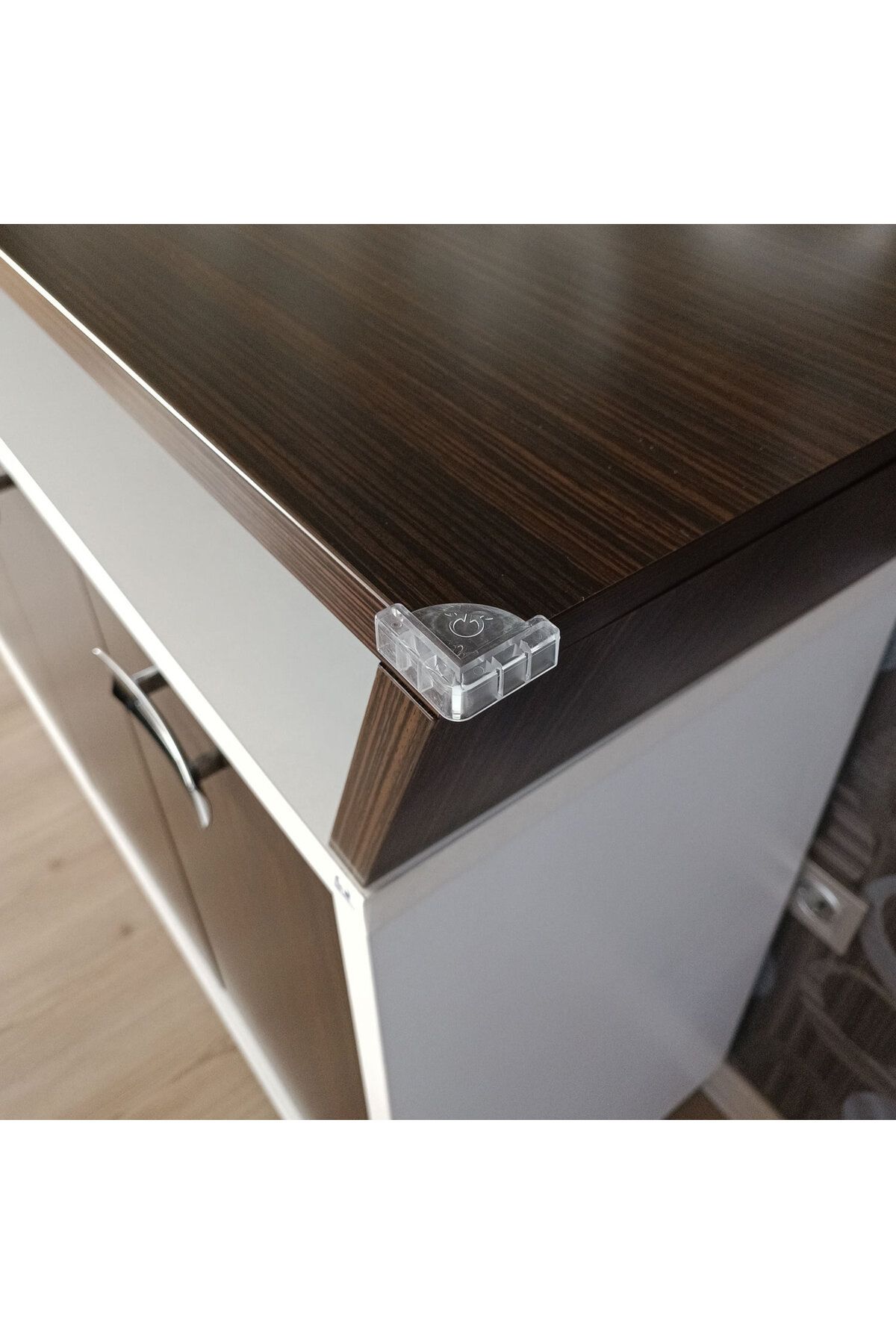 Adem Koç 4 Adet Silikon Masa Sehpa Kenar Köşe Koruyucu Kendinden Güçlü Yapışkanlı Çocuk Güvenlik fotoğrafı 3 (önizleme)