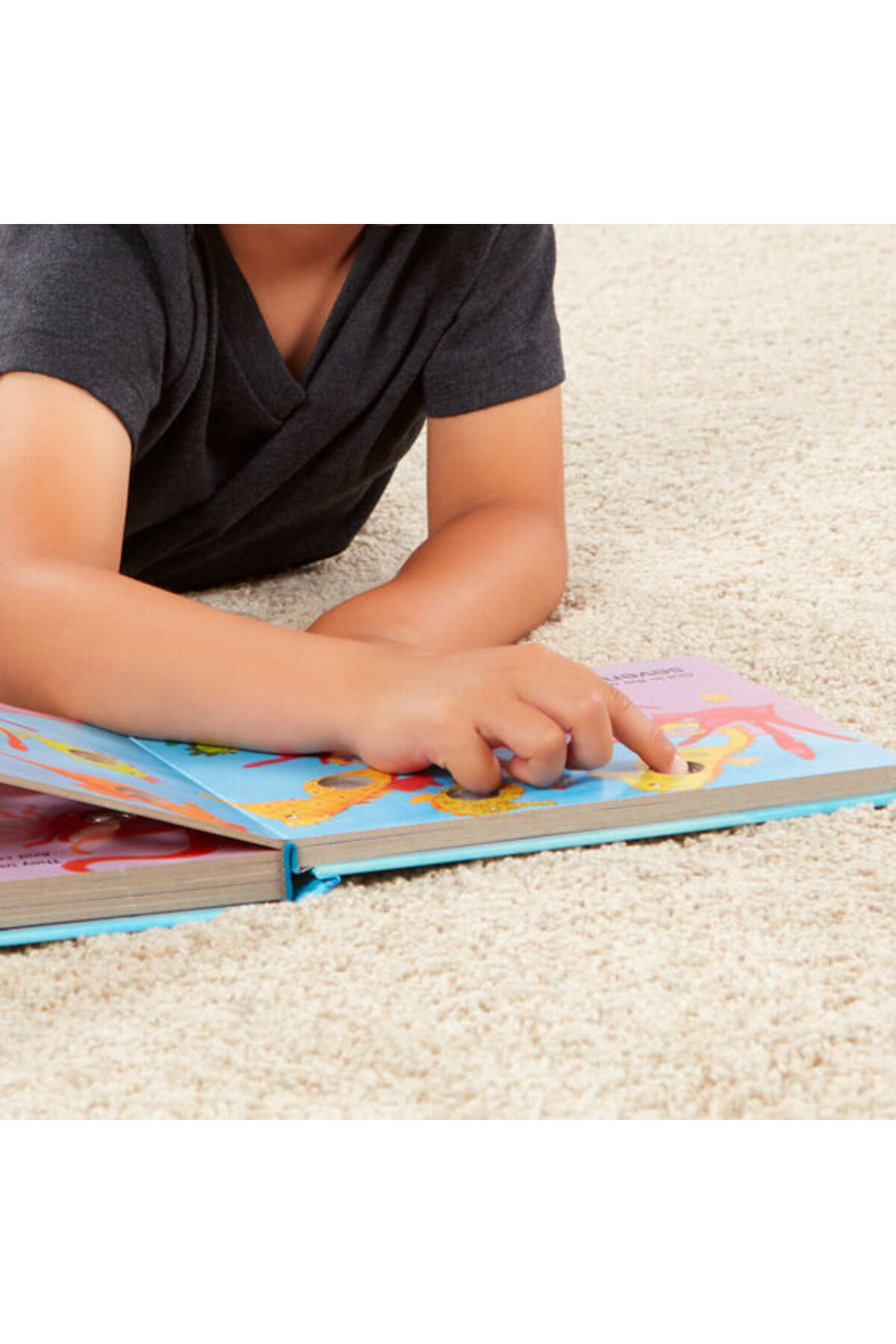 Melissa & Doug Melissa and Doug Poke-A-Dot İnteraktif Kitap - Who's in The Ocean fotoğrafı 6 (önizleme)