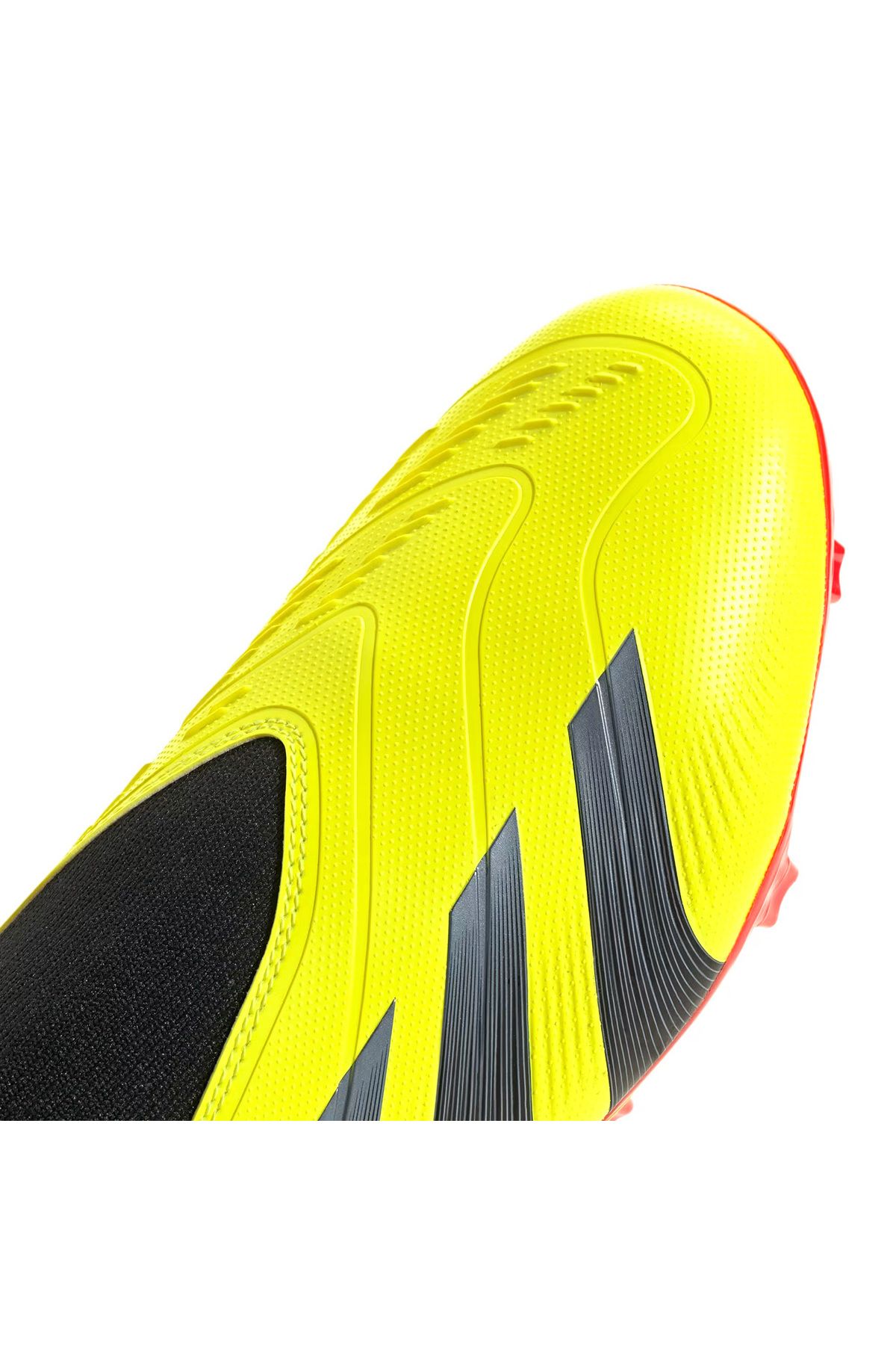 کرمپون زرد مردانه و زنانه Predator League ll fg yellow football crampon ig7766 adidas