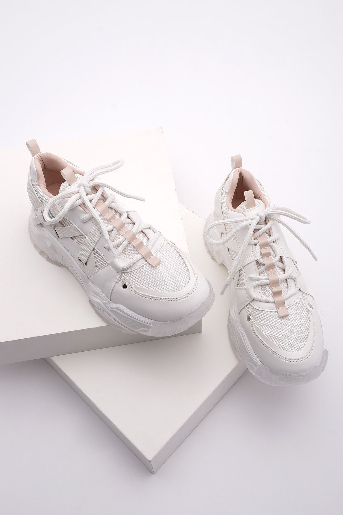 Marjin Kadın Yüksek Şeffaf Taban Sneaker Bağcıklı Spor Ayakkabı