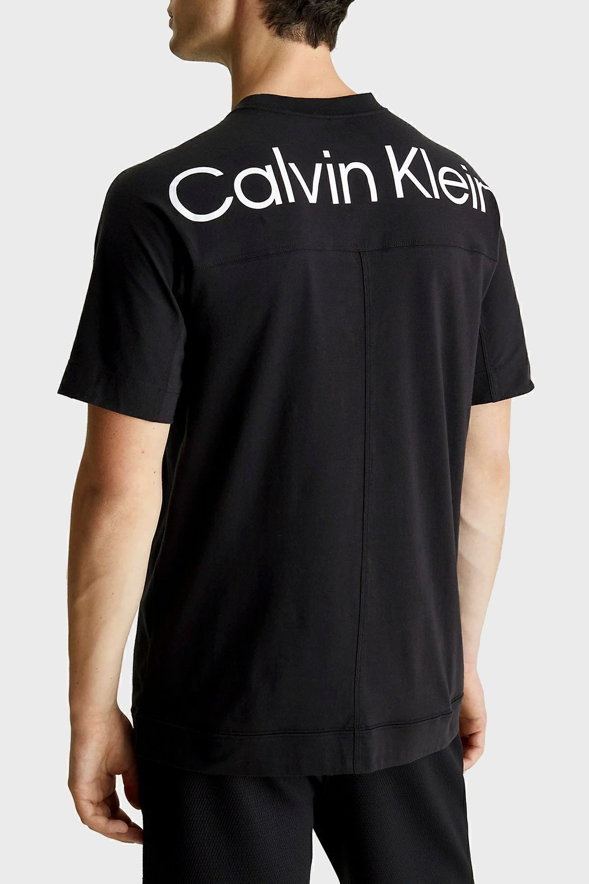 تی شرت مشکی مردانه پنبه به طور منظم و مناسب یقه دوچرخه 00gms4k174bae 00gms4k174 bae Calvin Klein