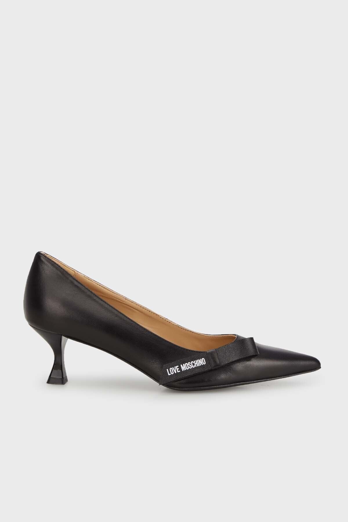 کفش پاشنه کوتاه کلاسیک SHOES JA10315G1LIE0000 Love Moschino