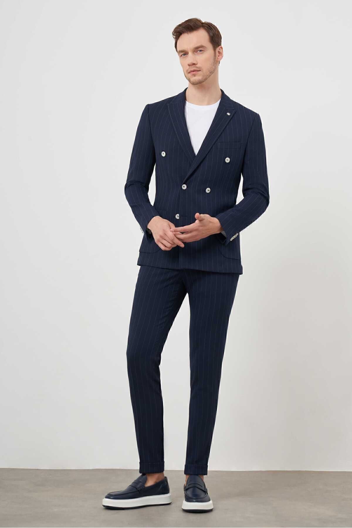 https://cdn.dsmcdn.com/ty1539/product/media/images/ty1539/prod/QC/20240913/10/304794c6-d5f2-3155-b4ce-f7c0f1b2eb91/1_org_zoom.jpg
