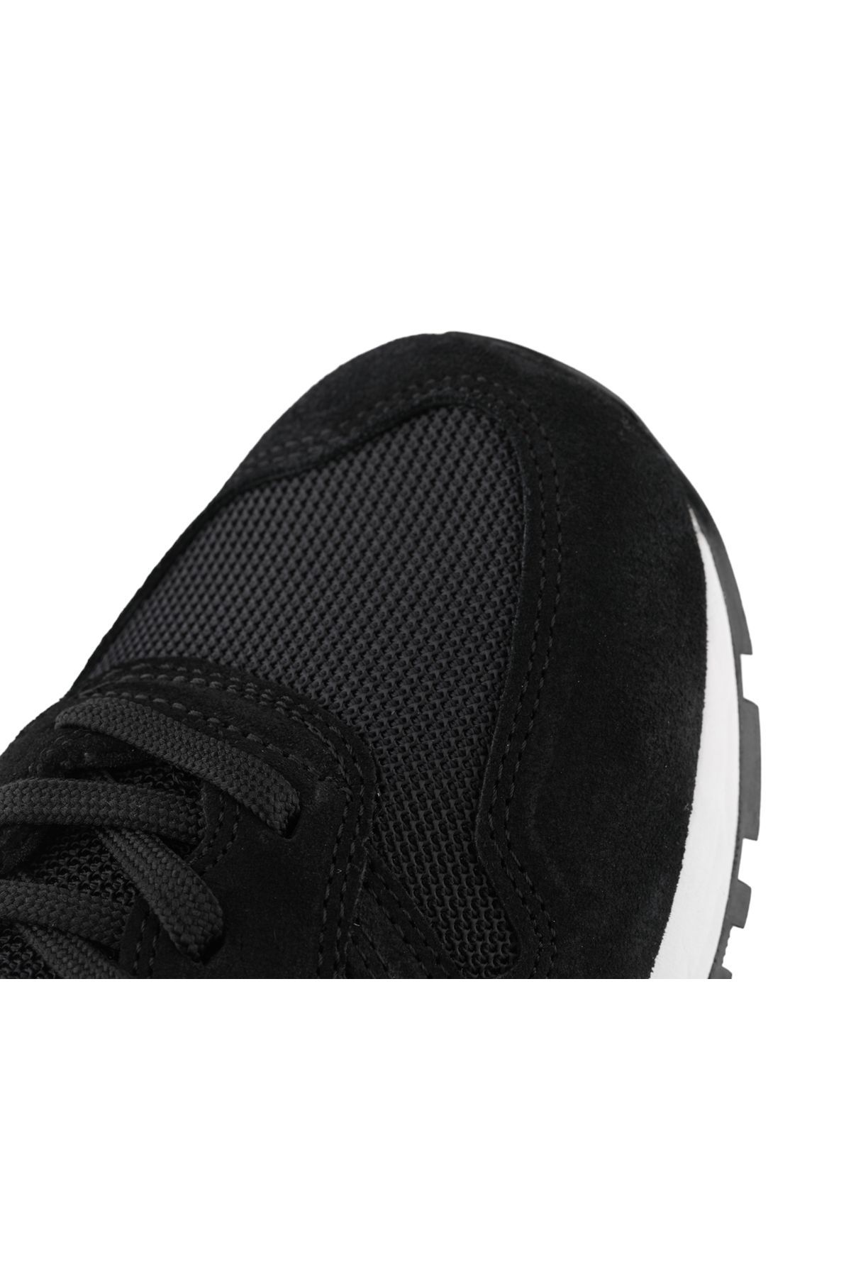کفش روزمره مردانه نیوبالانس رنگ سیاه New Balance