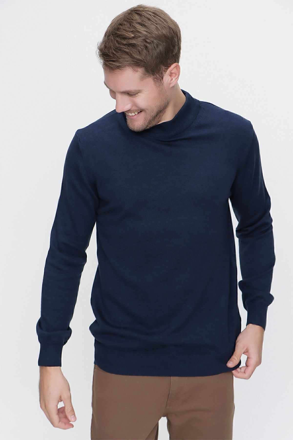 Morven  Basic Dinamik Fit Rahat Kesim Yarım Balıkçı Yaka Triko Kazak - Görsel 4