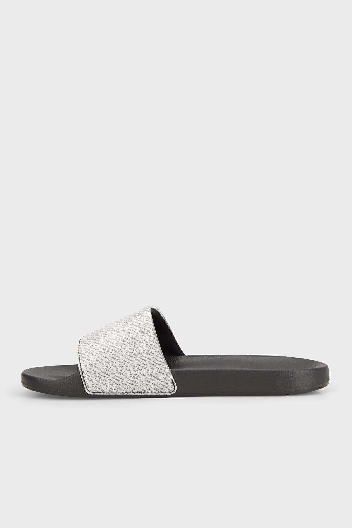 دمپایی سیاه مردانه مسطح با آرم YM0YM009530GN مردانههان YM0YM00953 0GN Calvin Klein