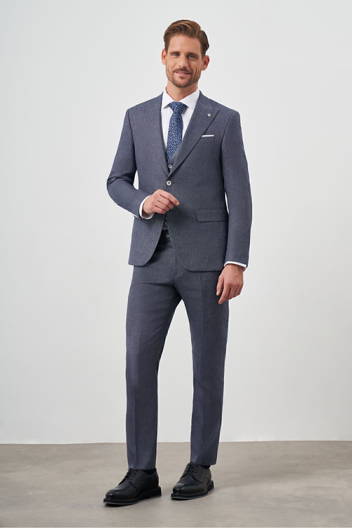 costume slim fit en lin bleu