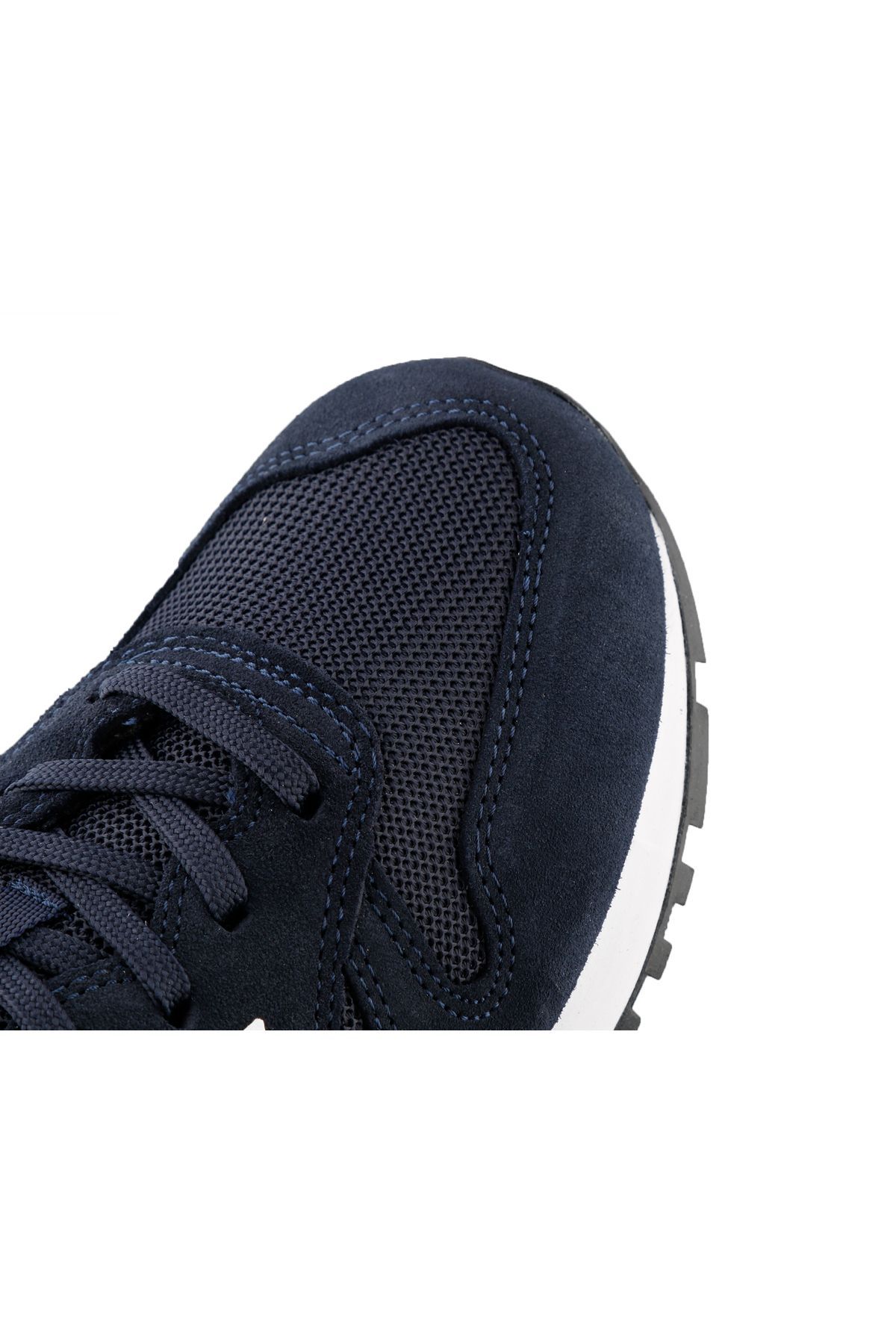 کفش روزمره مردانه نیوبالانس رنگ لاوی New Balance