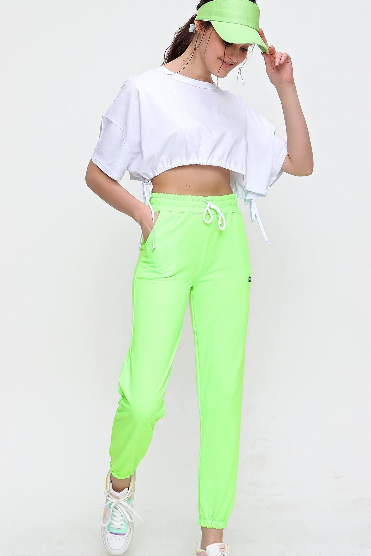 Trend Alaçatı Stili Jogginghose Grün Jogger