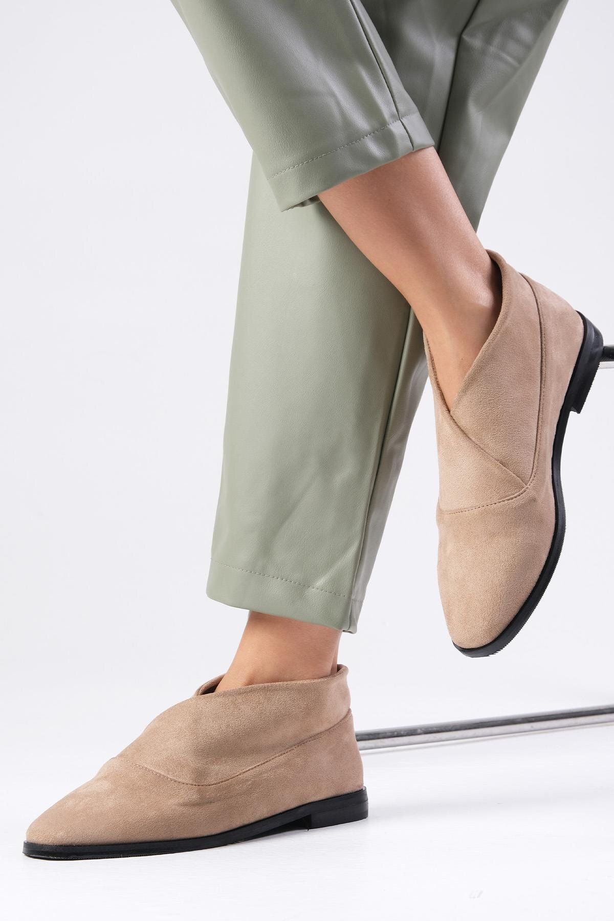 Mio Gusto-Clarisse Beżowe Zamszowe Wysokie Buty Damskie Płaskie 3
