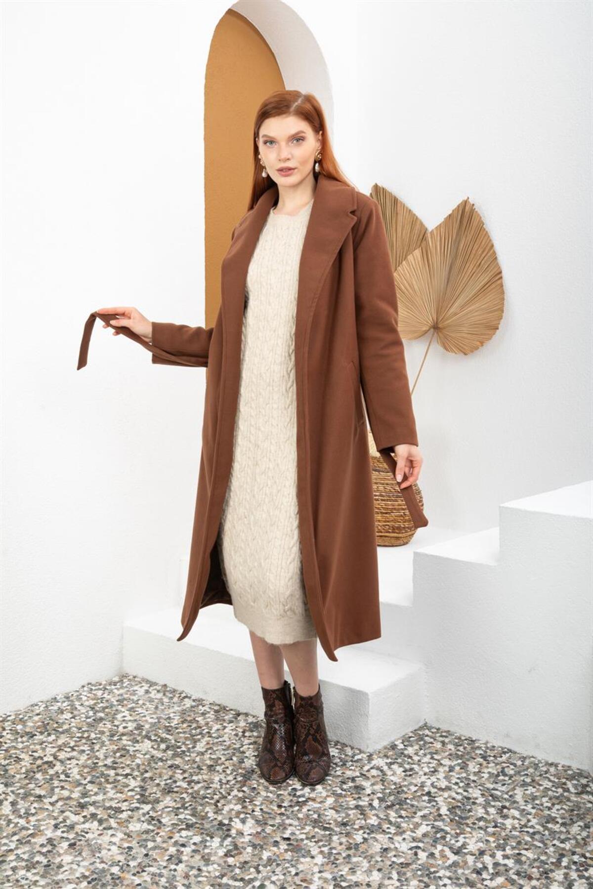 Livanomi  Kahverengi Kemerli Palto - Görsel 3