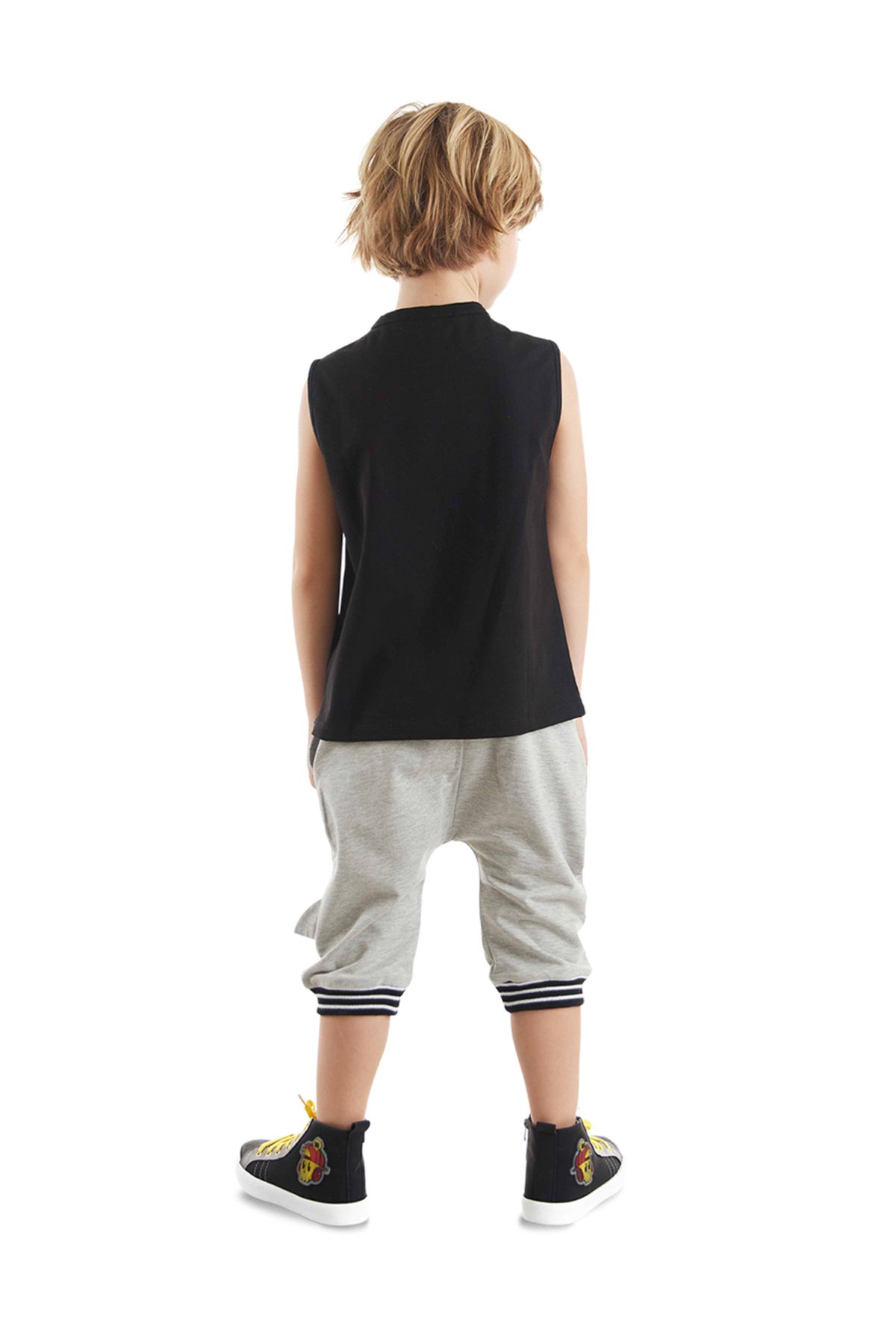 Denokids-Shark Attack Boy Tričko Capri Shorts Set 2