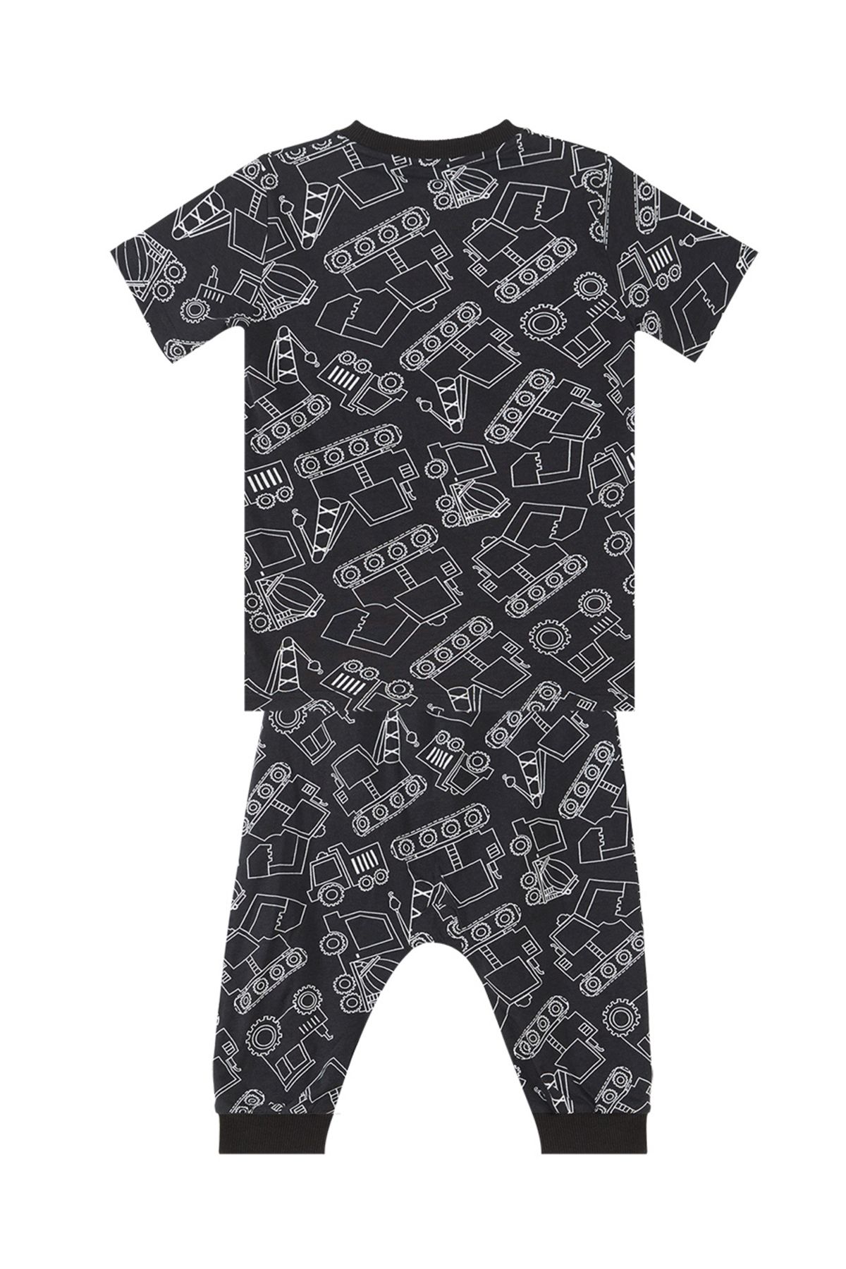 Denokids-Schwarzes Sommer-Set aus T-Shirt und Capri-Shorts für Jungen 4