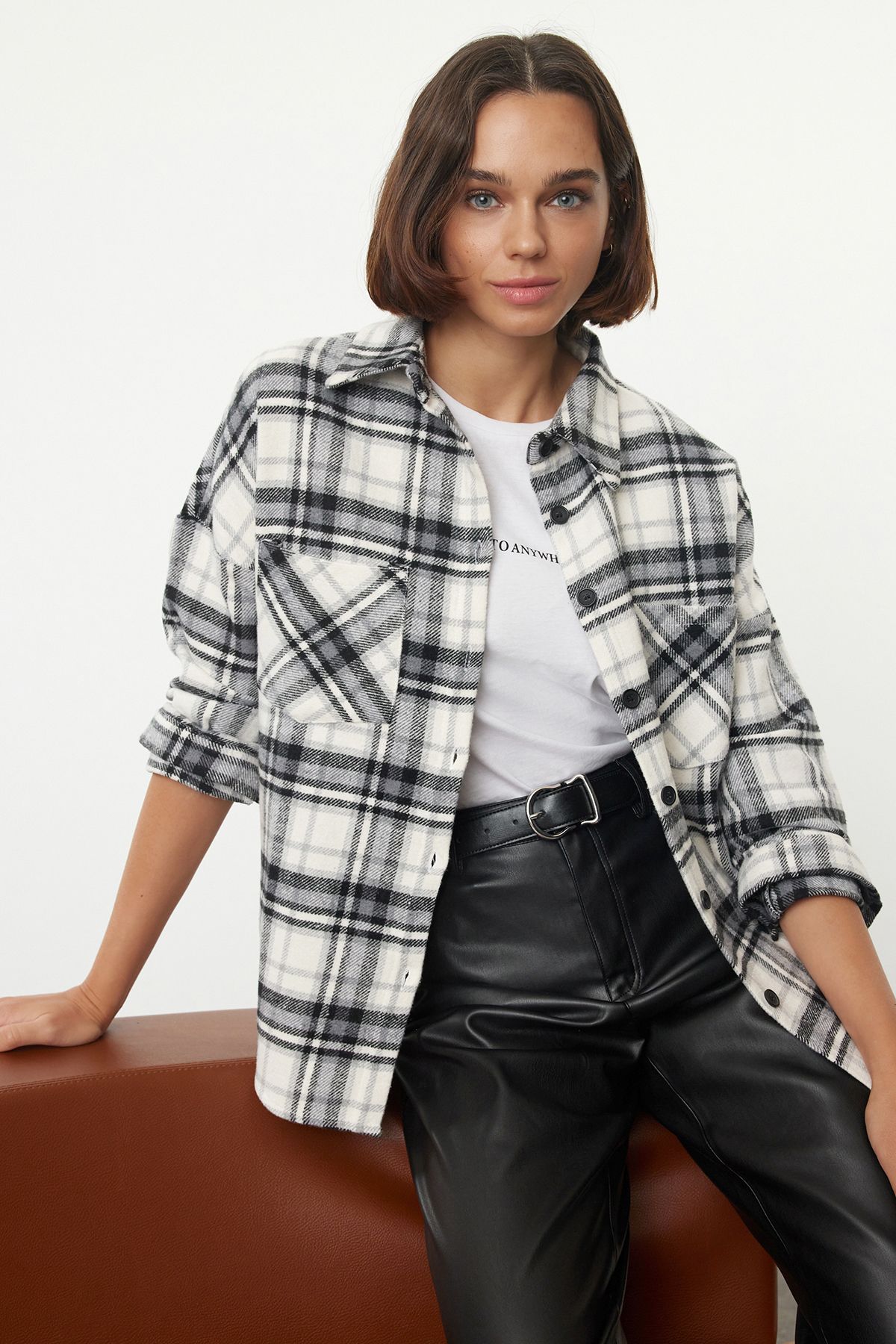 Trendyol Collection Koszula Tkana W Szeroką Kratę W Kolorze Przydymionym - Ovesrize Twoaw25go00101 Kobieta - 34