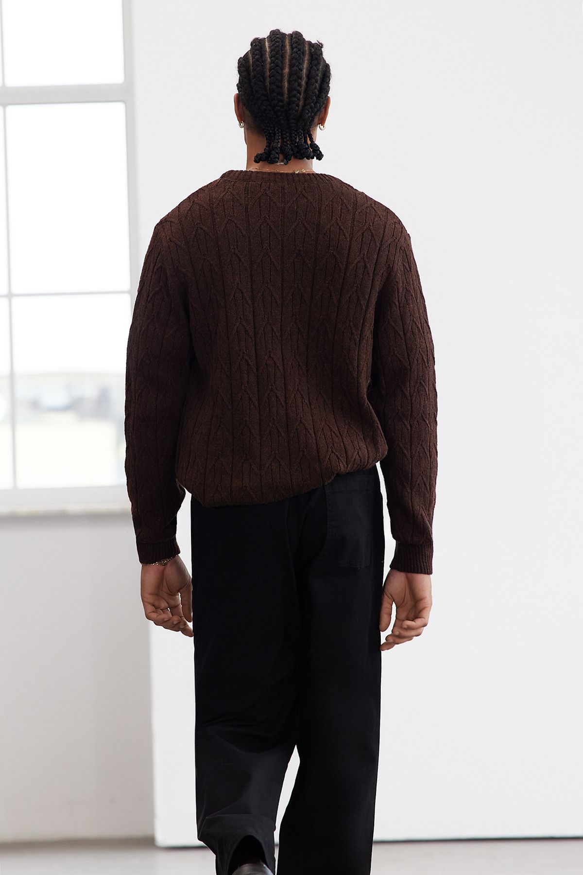 Trendyol Collection-Strukturierter Strickpullover mit dunklem Fliesenmuster und normaler Rundhalsausschnitt TMNAW25KZ00021 15