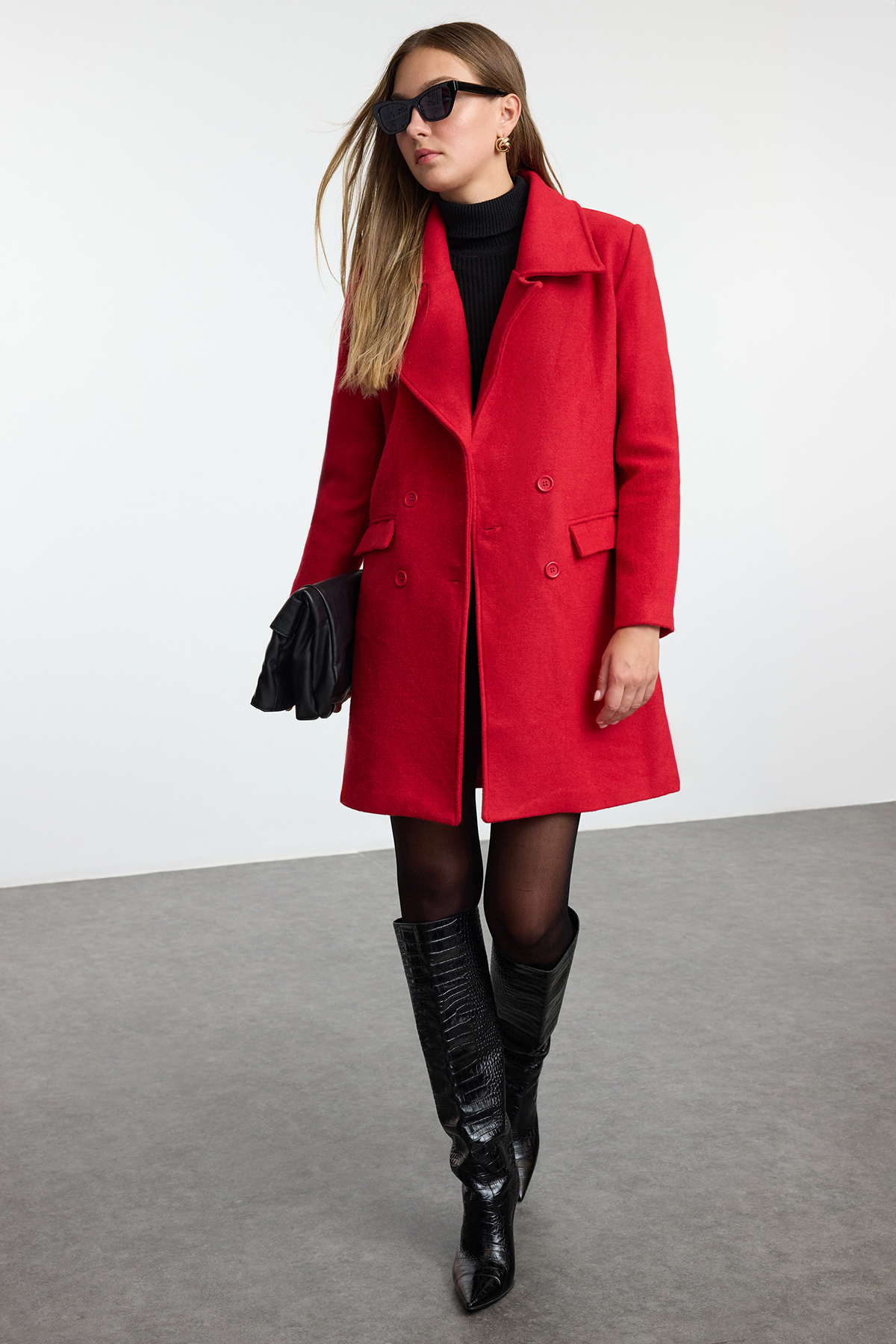 Trendyol Collection Roter Kaschmirmantel mit Knopfverschluss