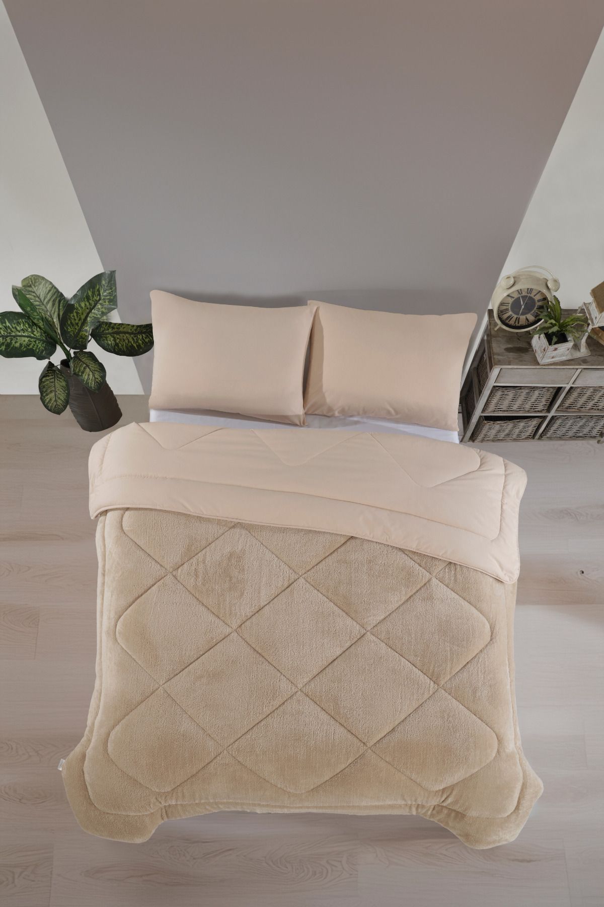 Formeya-Beige, übergroße Wellsoft-Steppdecke, doppelseitig, 215 x 235 13