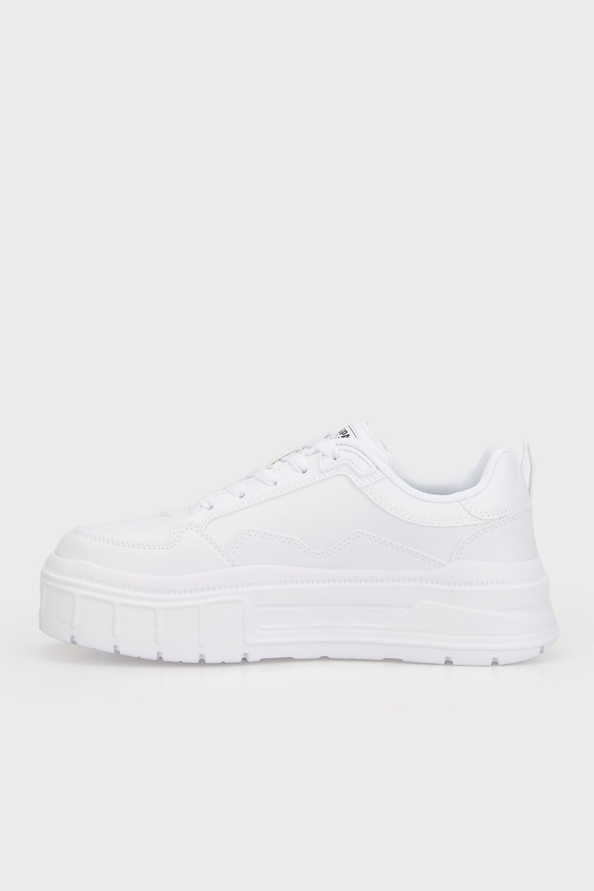 اسنیکر سفید زنانه پایه. کفش ورزشی پایه ضخیم SOPRANO 4FX U.S. Polo Assn.