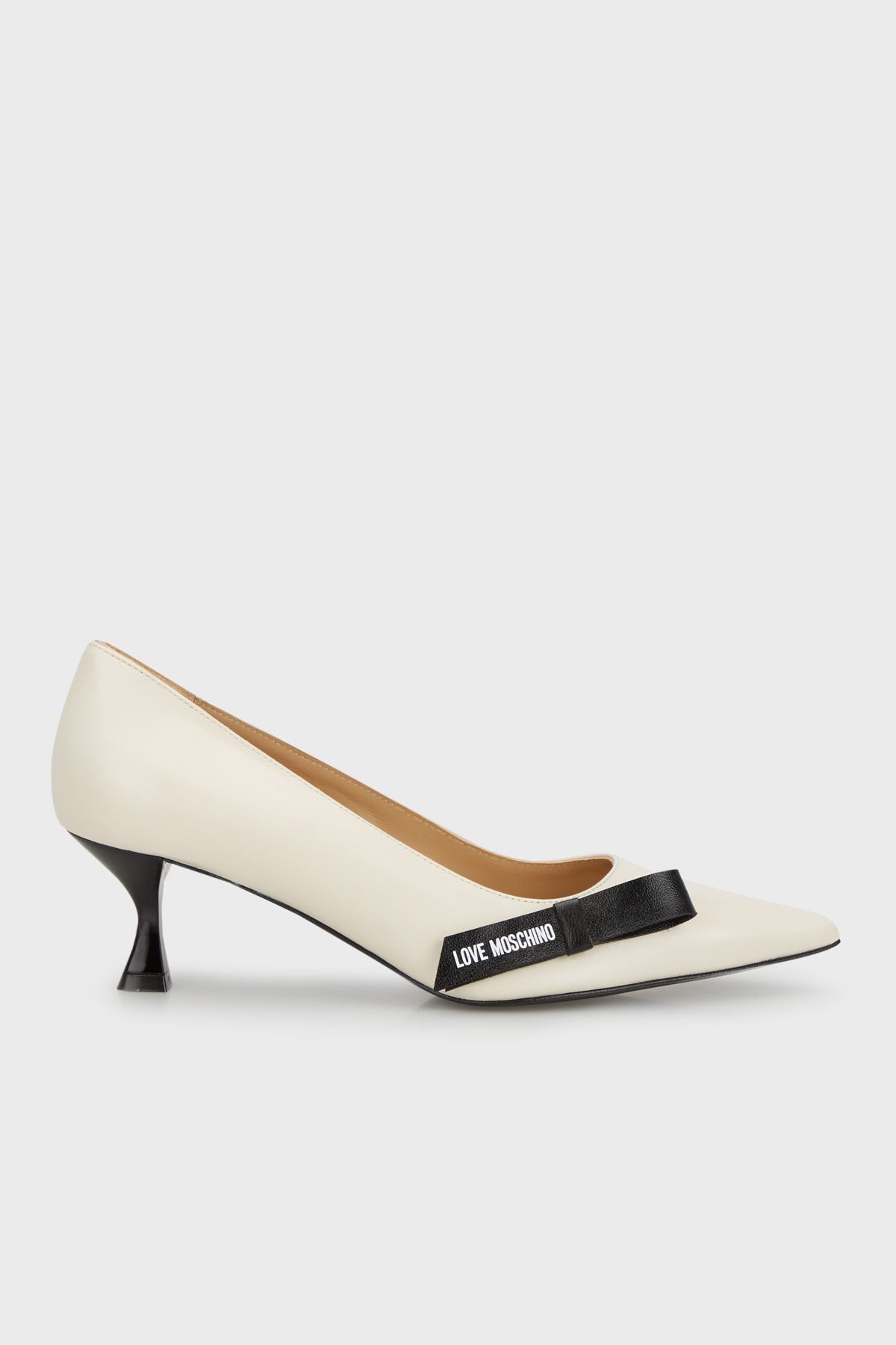 کفش های پاشنه پایین کلاسیک SHOES JA10315G1LIE0102 Love Moschino