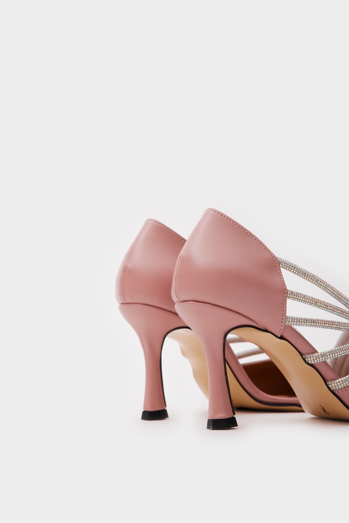 zeyad-Cage High Heels 4