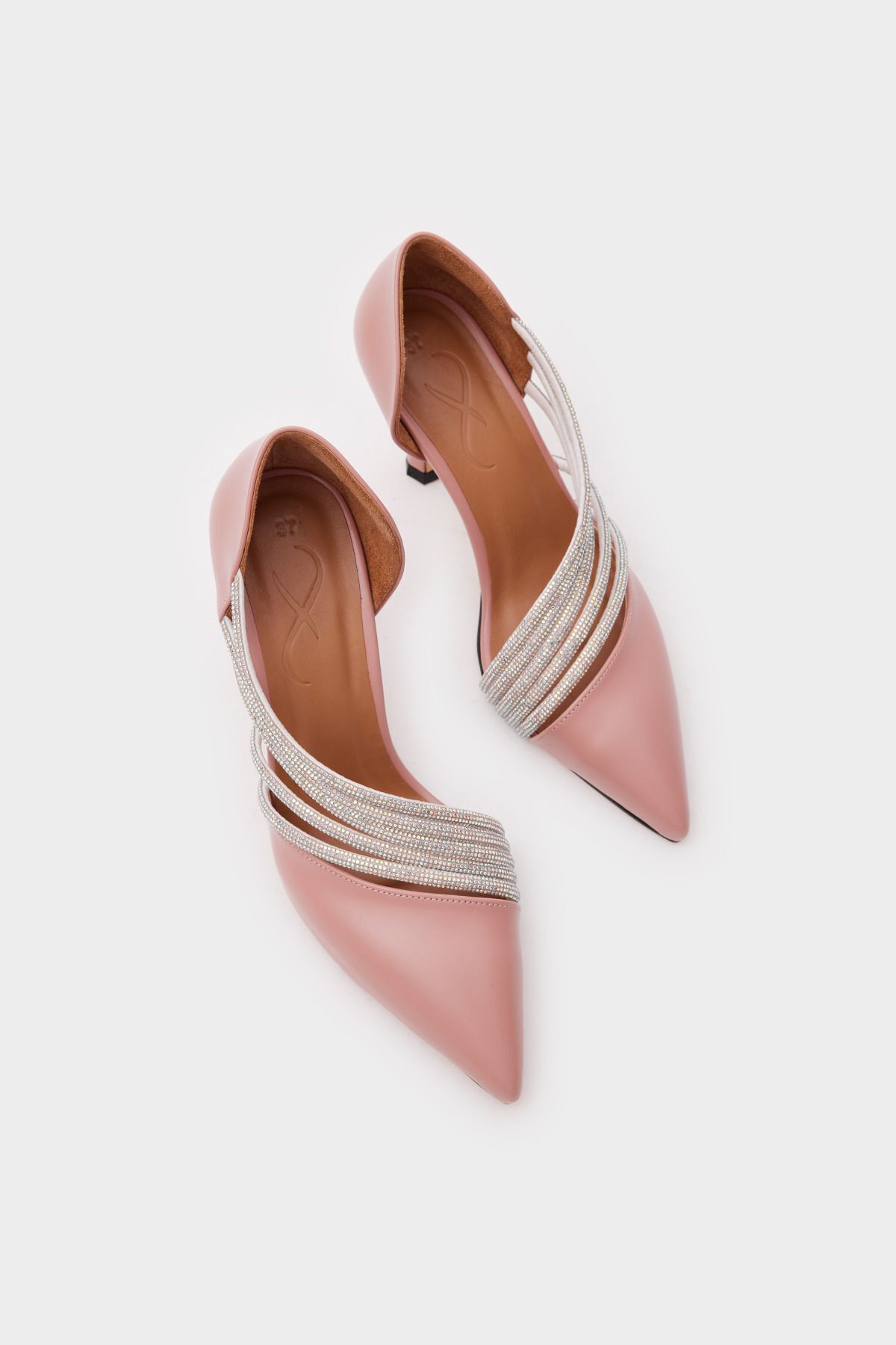 zeyad-Cage High Heels 2