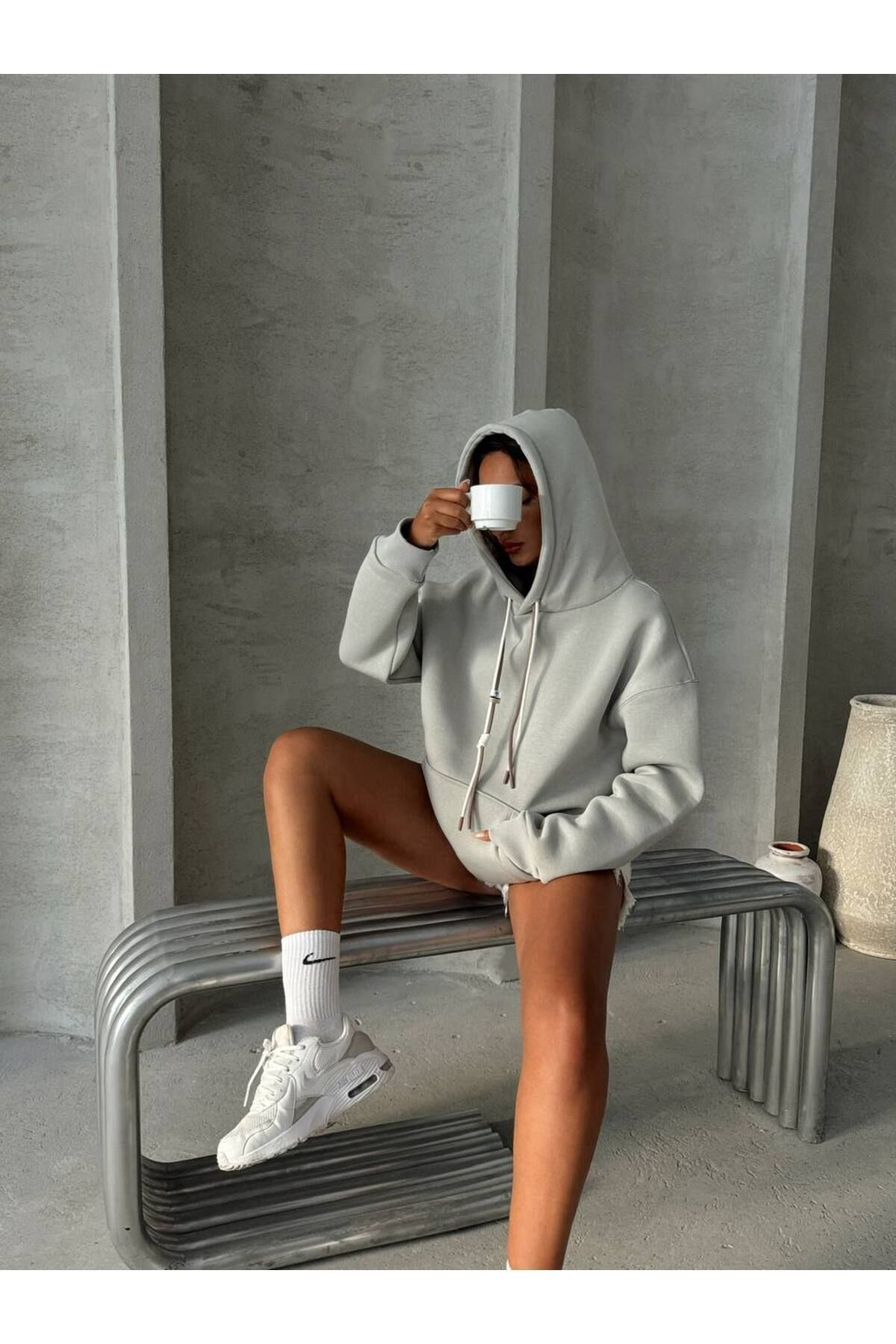 İLKCET MODA-سترة نسائية كبيرة الحجم بتفاصيل دانتيل 4