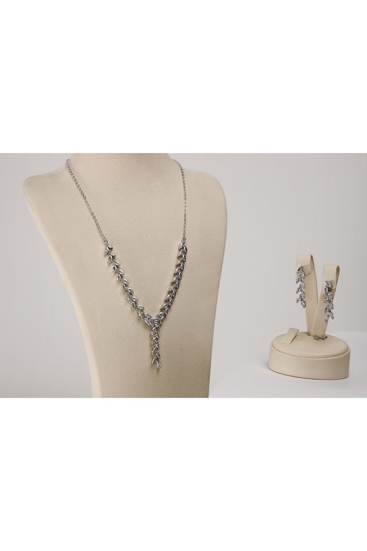 Aksesuarlia Zirkon Takı Seti - Paris / Rodyum Kaplama / Günlük , Düğün , Nişan , Hediyelik , Özel Günler , Kına