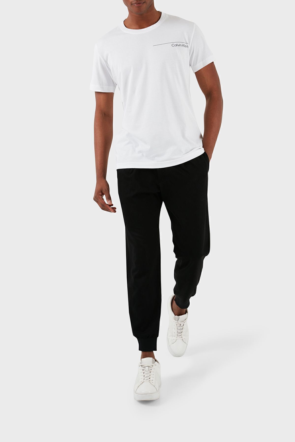 تی شرت سفید مردانه پنبه ای معمولی تناسب T KM0KM00964YCD TRET TURN KM0KM00964 Calvin Klein