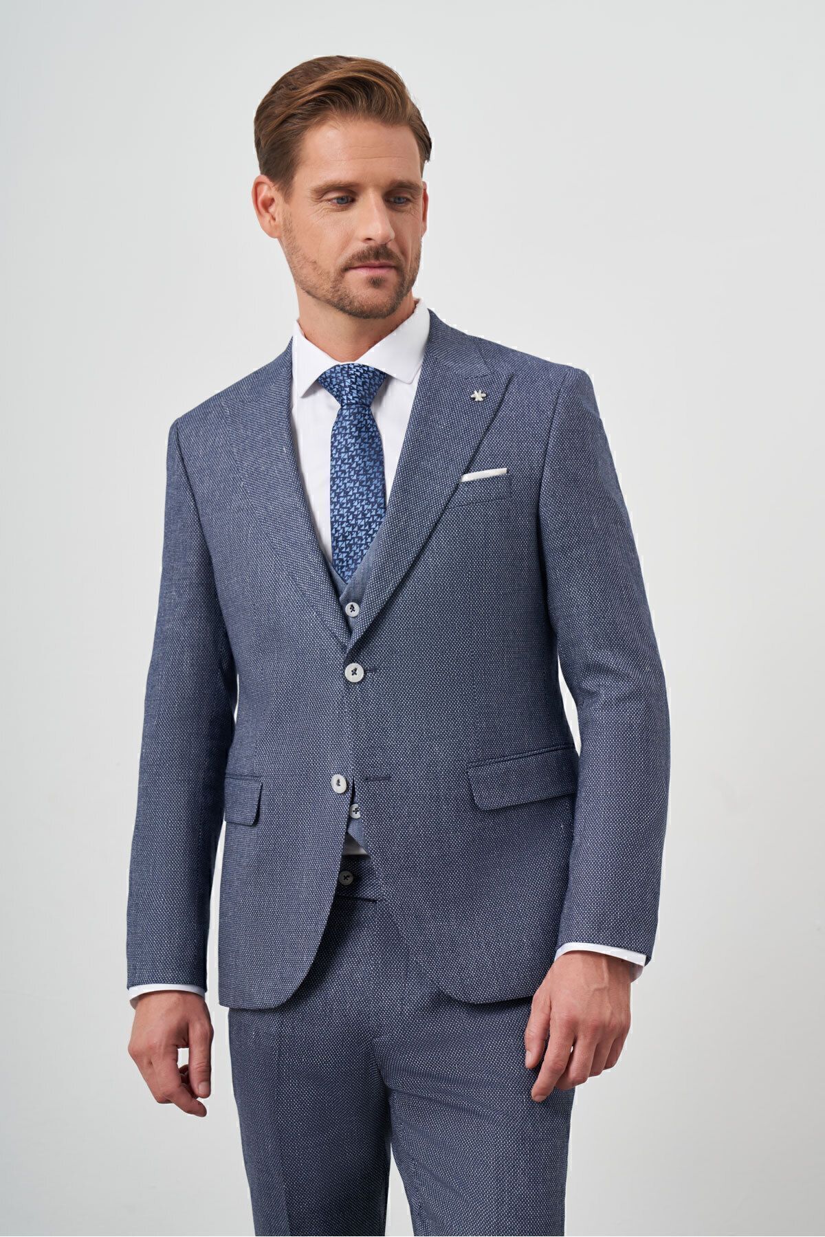 https://cdn.dsmcdn.com/ty1540/product/media/images/ty1540/prod/QC/20240913/10/2d2483a3-07d3-3cea-876c-4236abbe3c3c/1_org_zoom.jpg