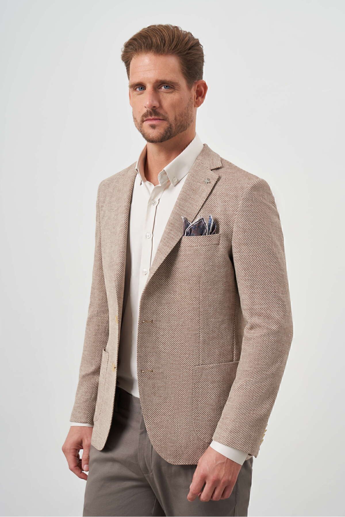 Morven-Men's BROWN Woven Slim Fit Bag Pocket Mono Collar Sports Jacket 2