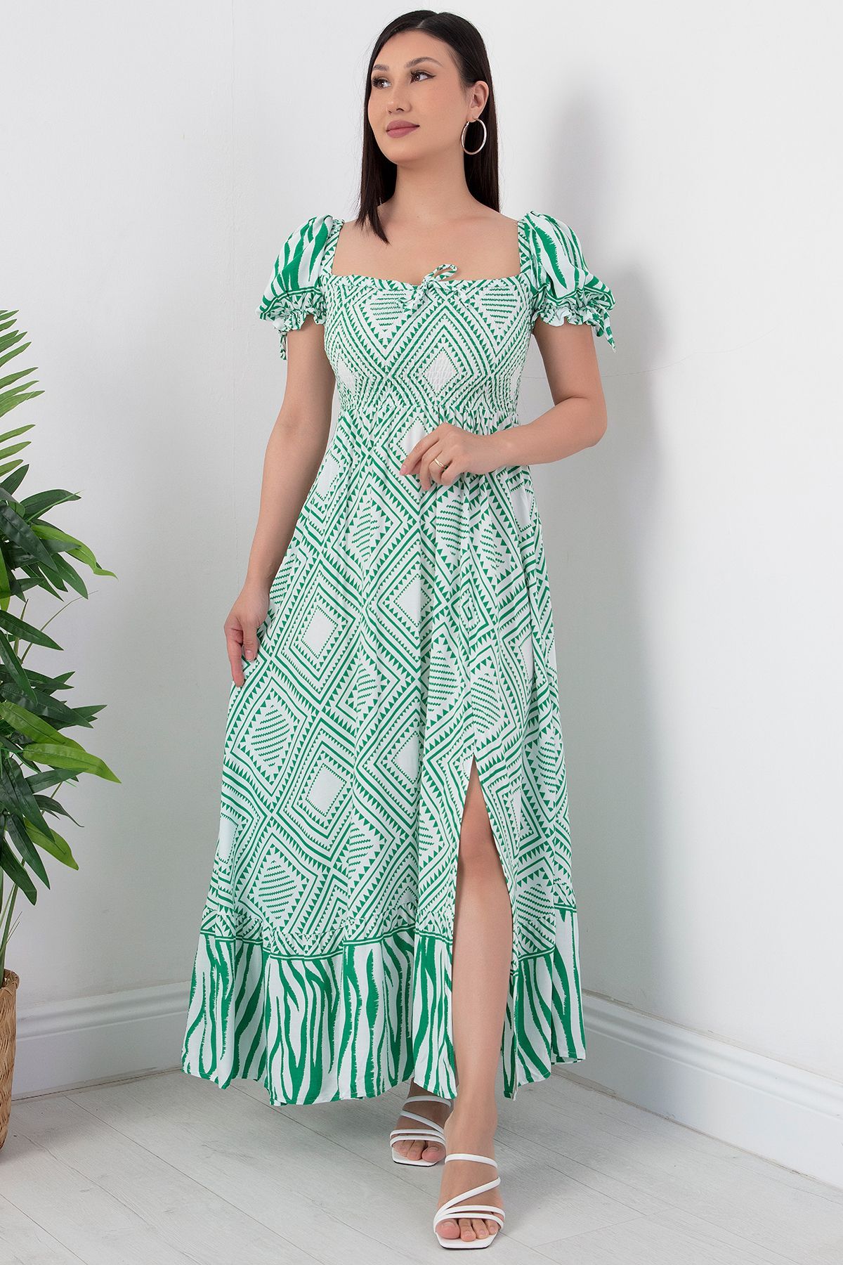 PULLIMM-NY4322 Model Elastic Square Collar Dress 4