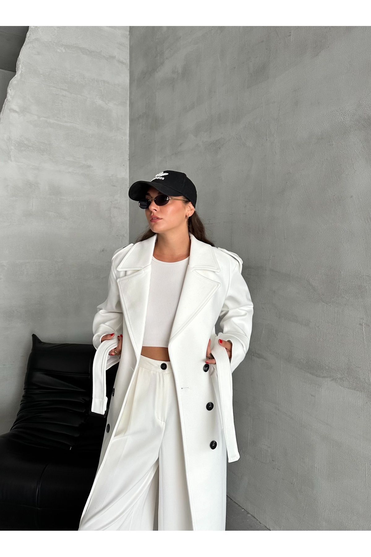 complete the look image