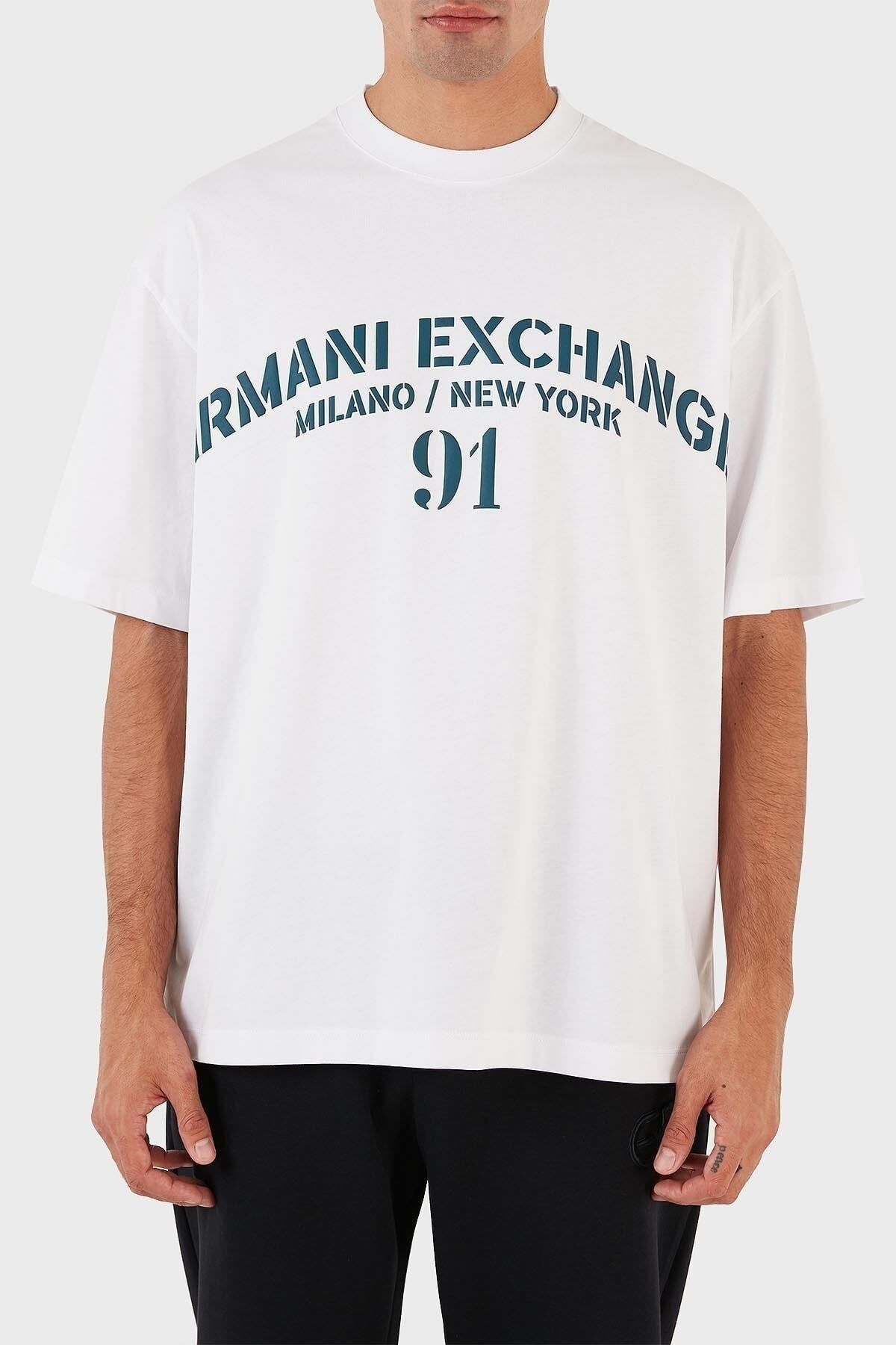 تی شرت مردانه با یقه نخی با چاپ لوگو Armani Exchange