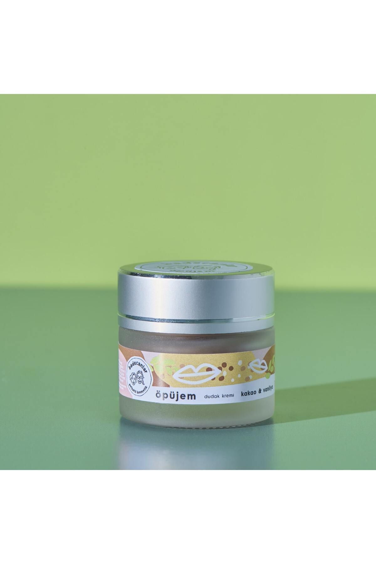کرم لب طبیعی مغذی و ترمیم کننده با کاکائو و وانیل 10 میلی لیتر Badecanlar Şefkatli Kozmetik
