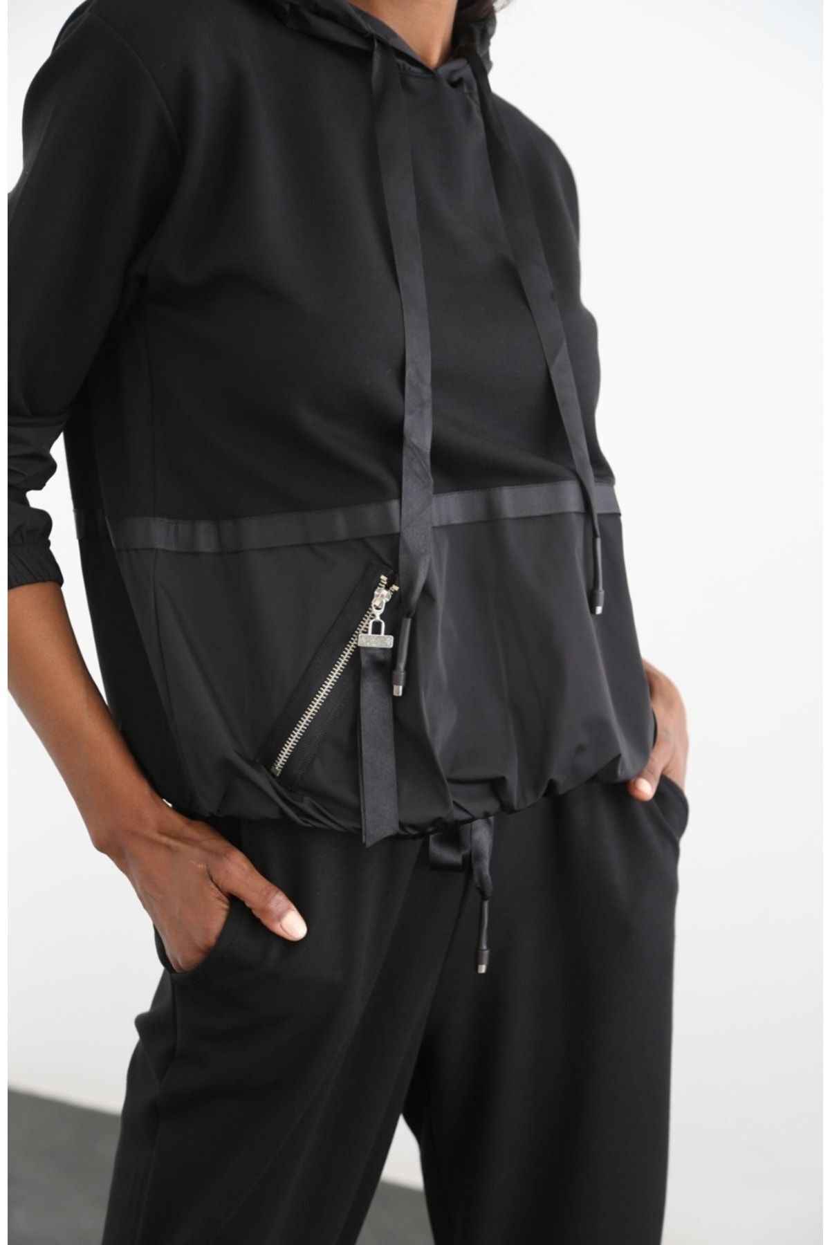 BEBE PLUS-Women's Parachute Garnish Tracksuit Set 6