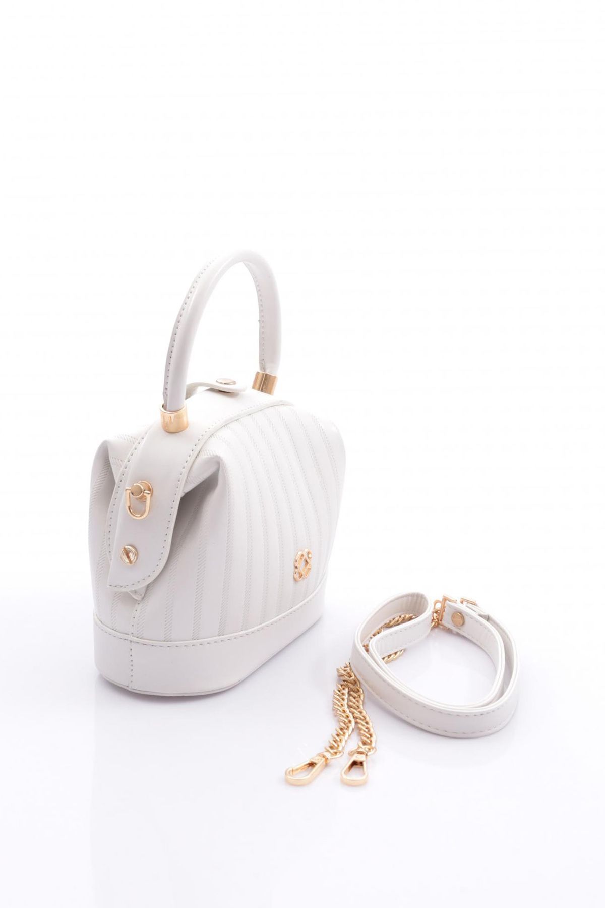 DGN-White Cross Chain Strap Bag - 41233279 2