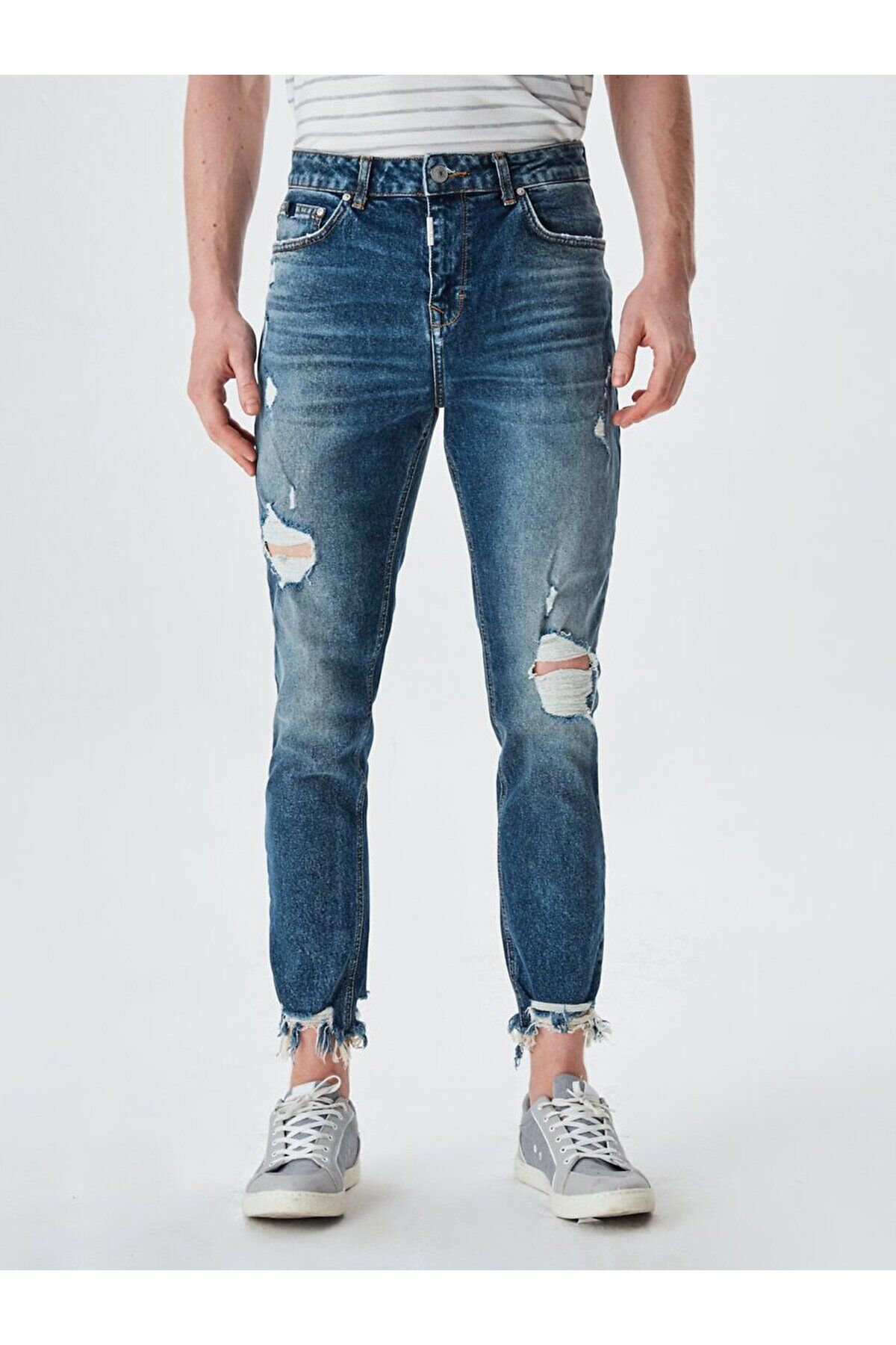 complete the look image