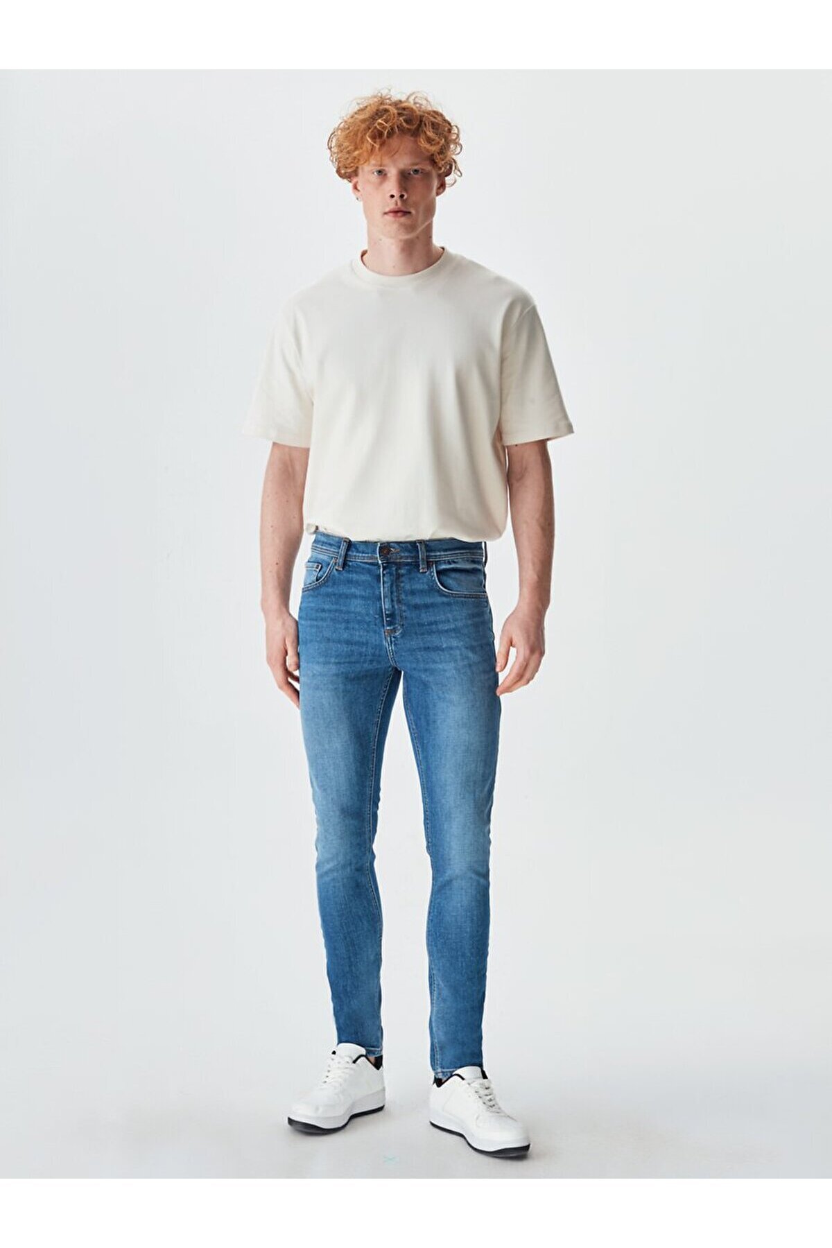 complete the look image