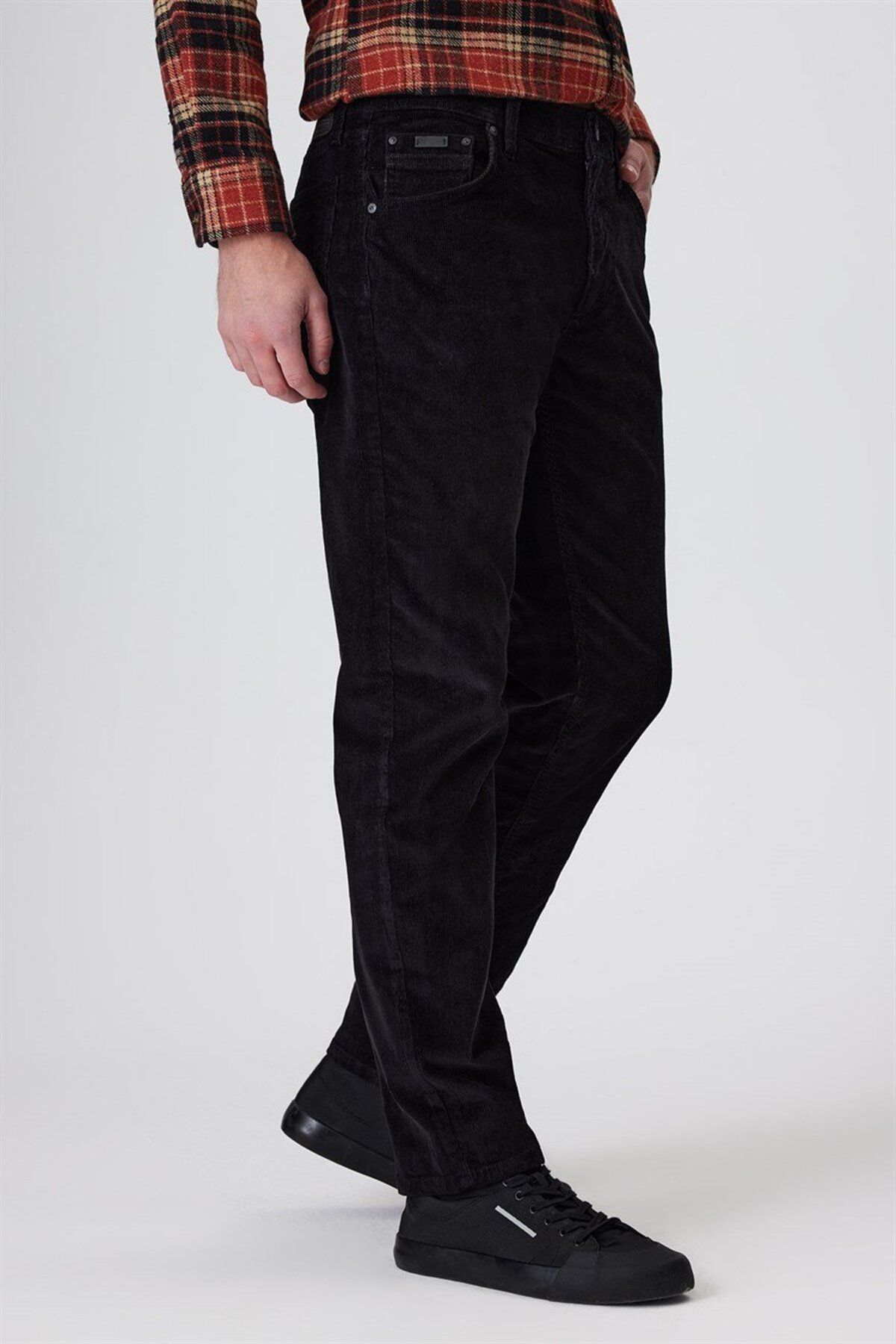 شلوار بافت مردانه ریکی مشکی Lee Cooper
