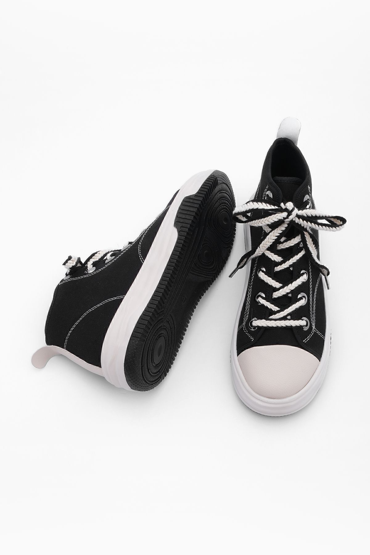 https://cdn.dsmcdn.com/ty1541/product/media/images/ty1536/prod/QC/20240912/16/7ede99bf-e77b-3457-a7f0-de7bfcc9544f/1_org_zoom.jpg